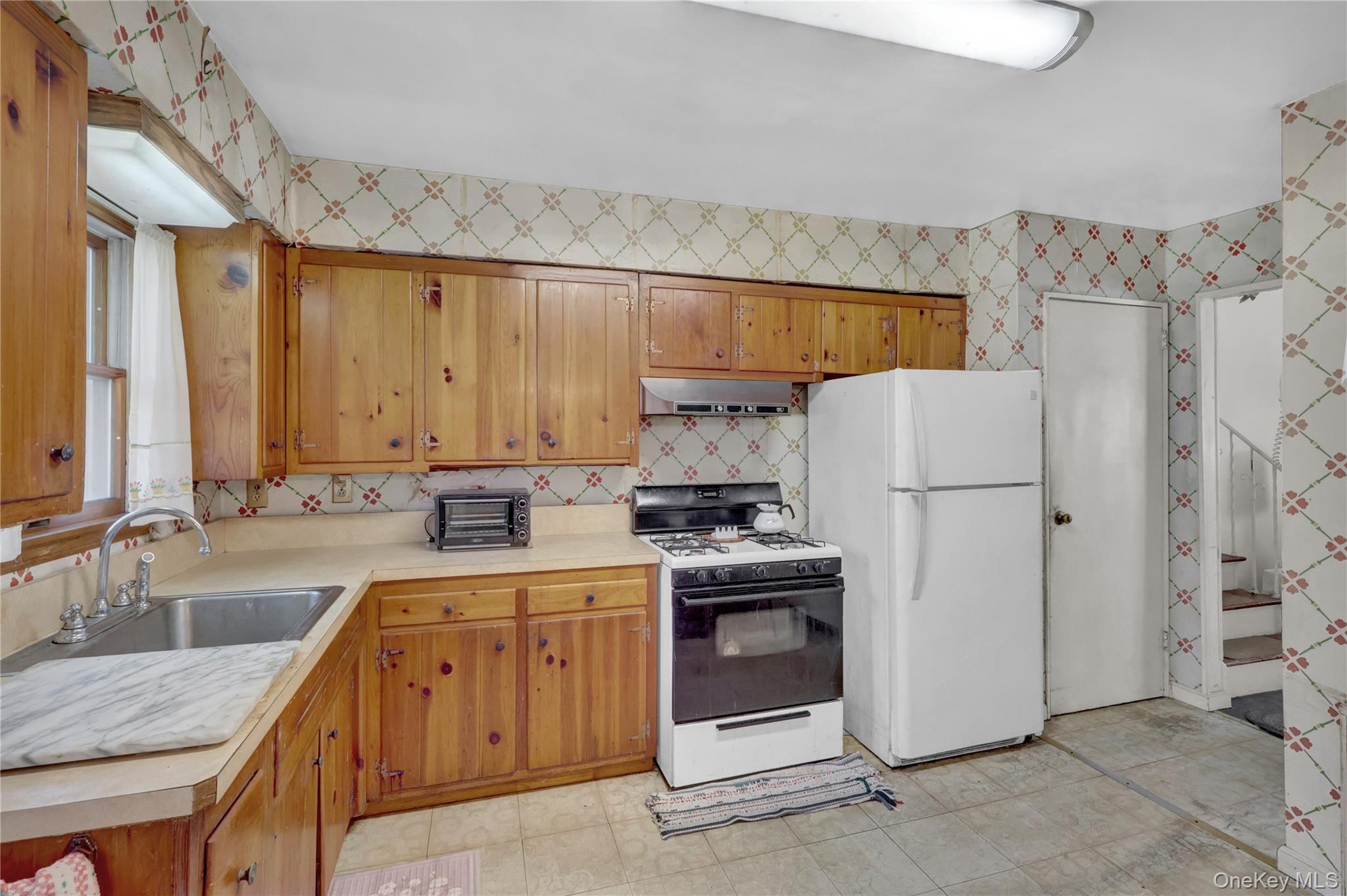 Single Family Poplar Nassau County, NY 11758, MLS-931394-16