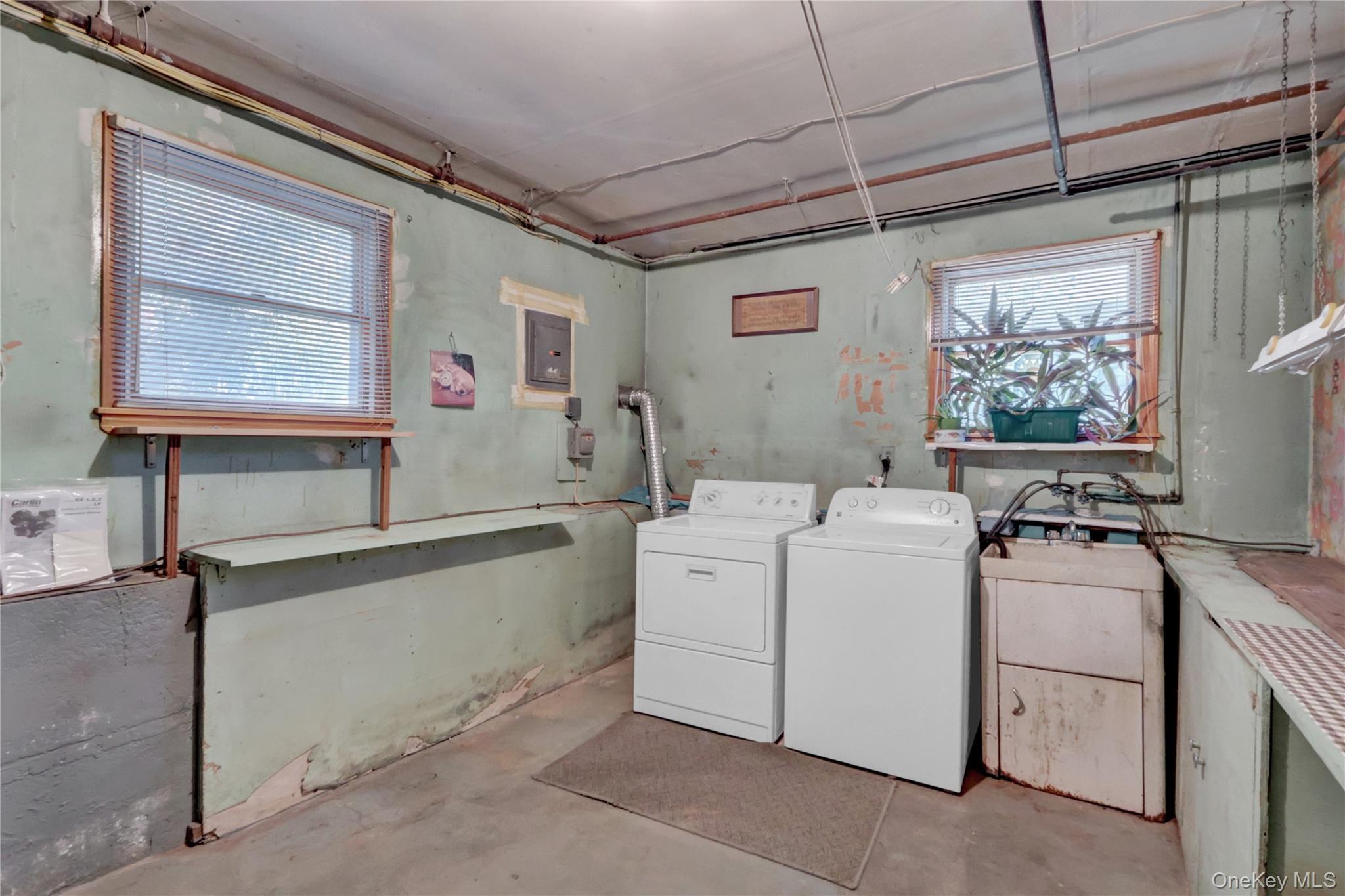 Single Family Poplar Nassau County, NY 11758, MLS-931394-20