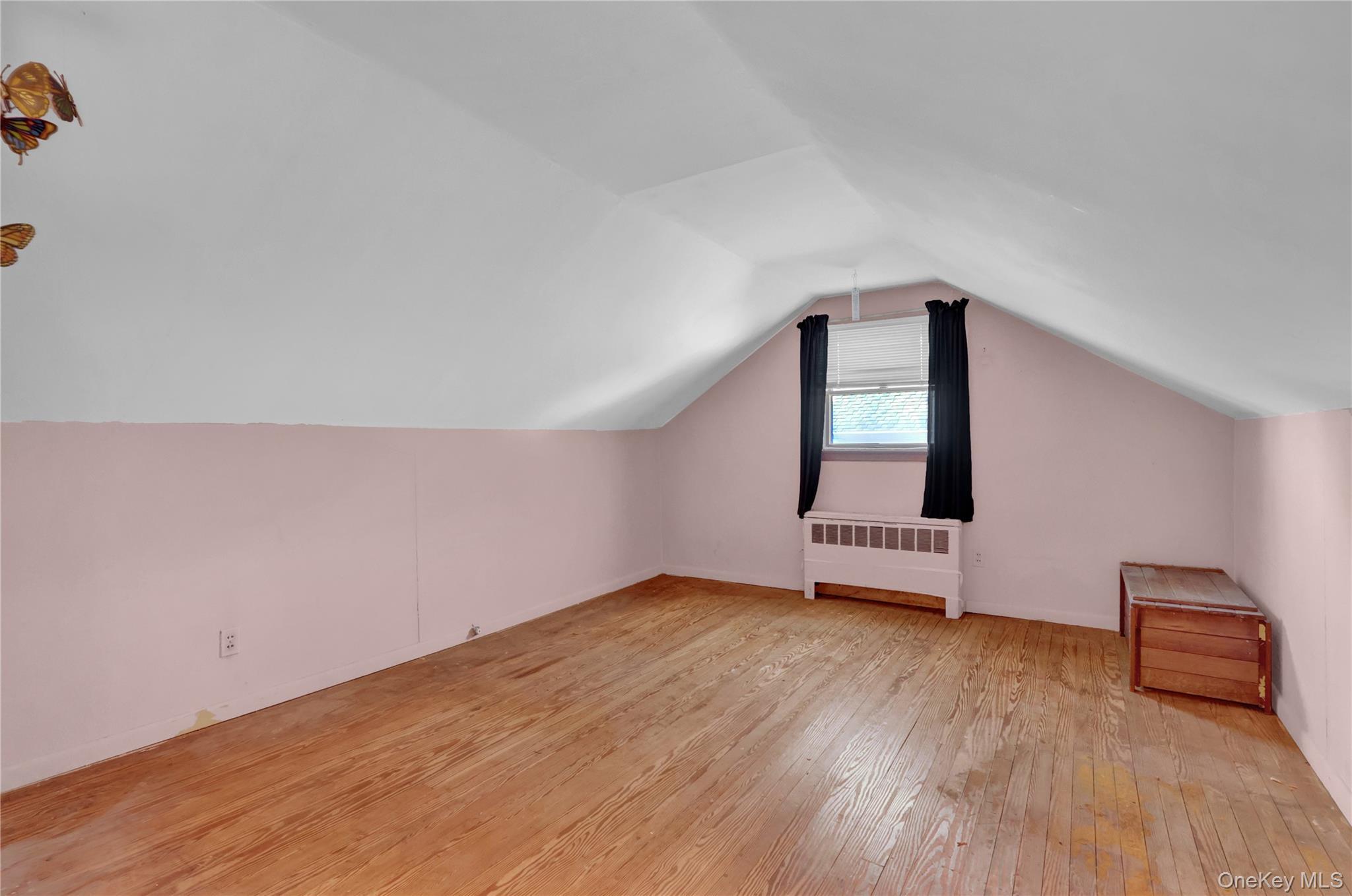 Single Family Poplar Nassau County, NY 11758, MLS-931394-24