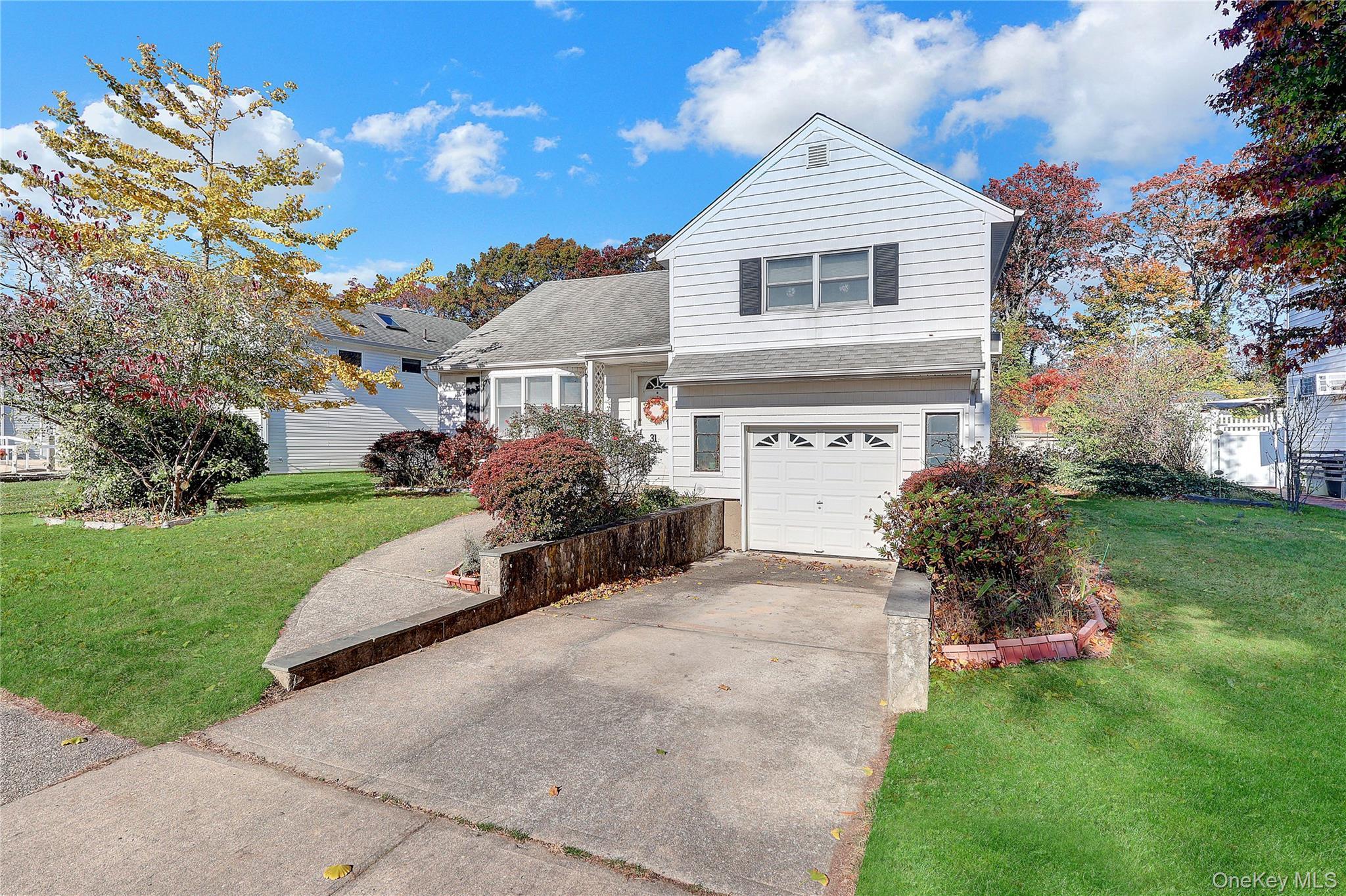 Single Family Poplar Nassau County, NY 11758, MLS-931394-3