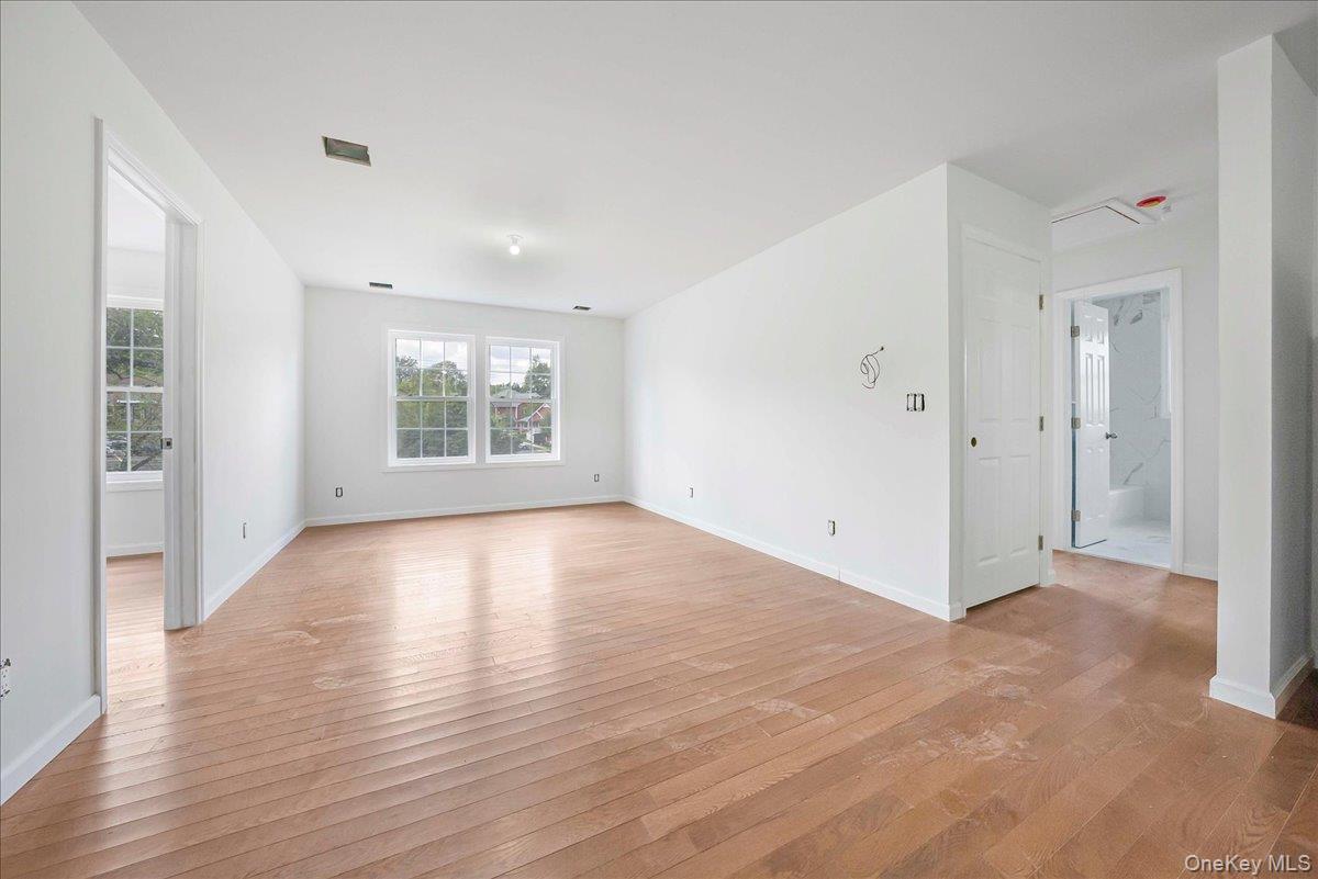 Single Family Waldron  Rockland County, NY 10960, MLS-931402-12