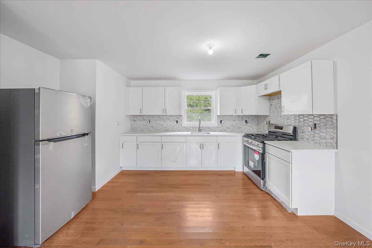 Single Family Waldron  Rockland County, NY 10960, MLS-931402-17