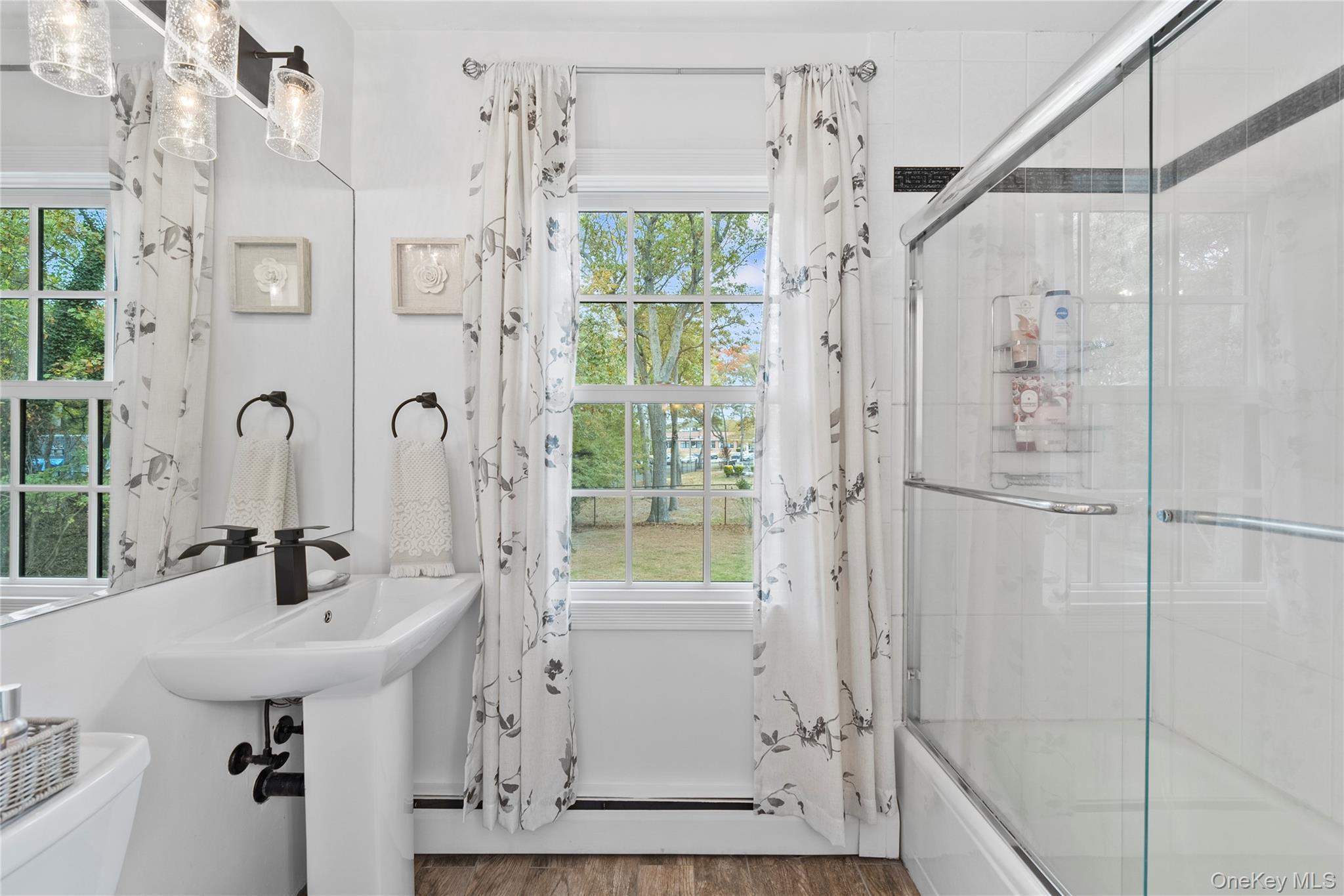 Single Family Hoffman Suffolk County, NY 11788, MLS-931406-26