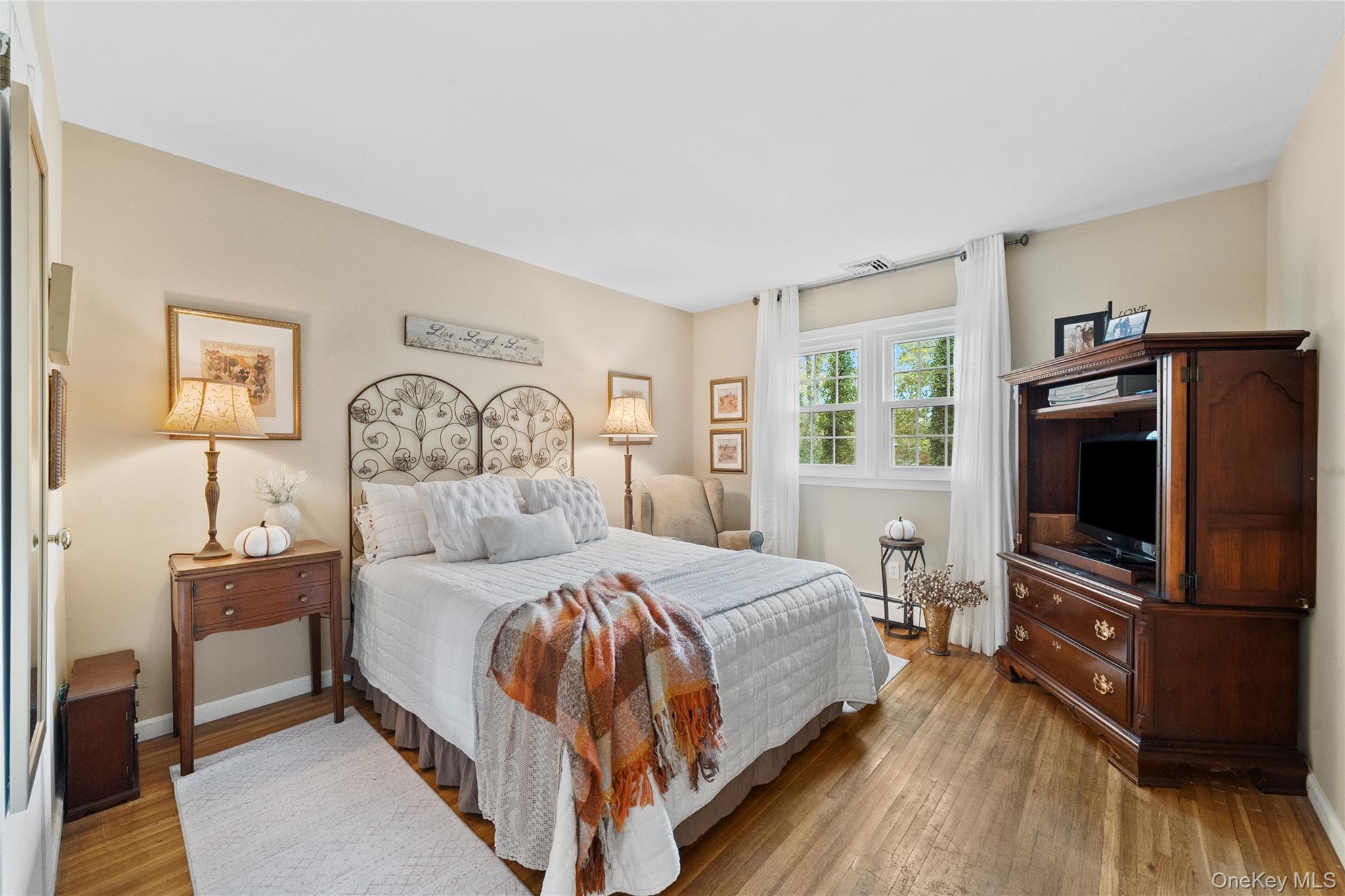 Single Family Hoffman Suffolk County, NY 11788, MLS-931406-27