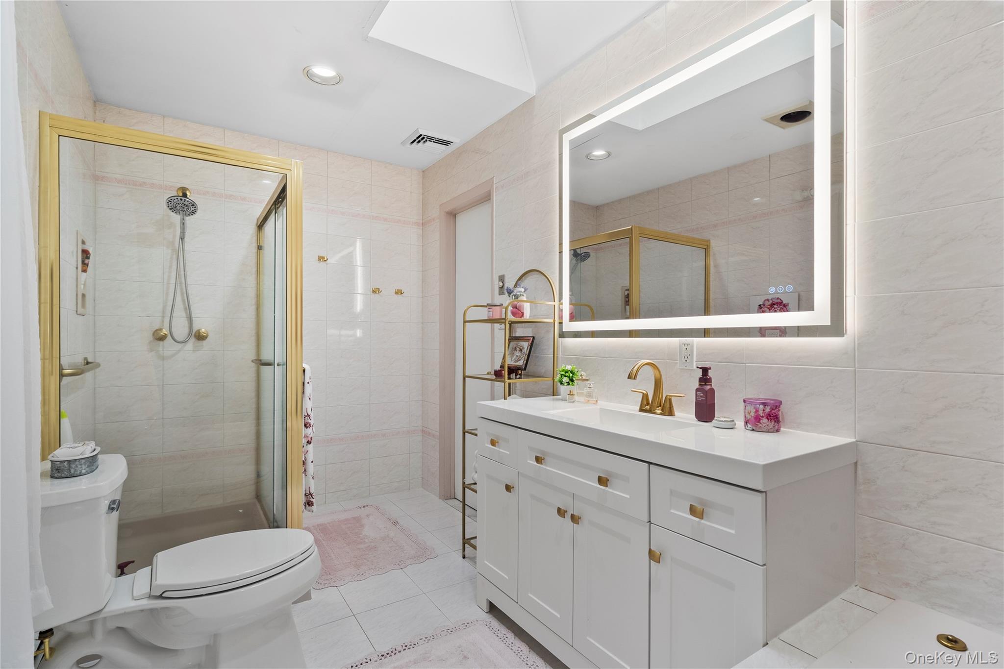 Single Family Hoffman Suffolk County, NY 11788, MLS-931406-31