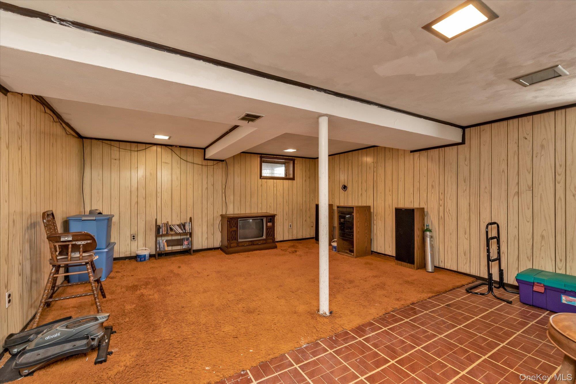 Single Family Ruxton Nassau County, NY 11553, MLS-931436-12