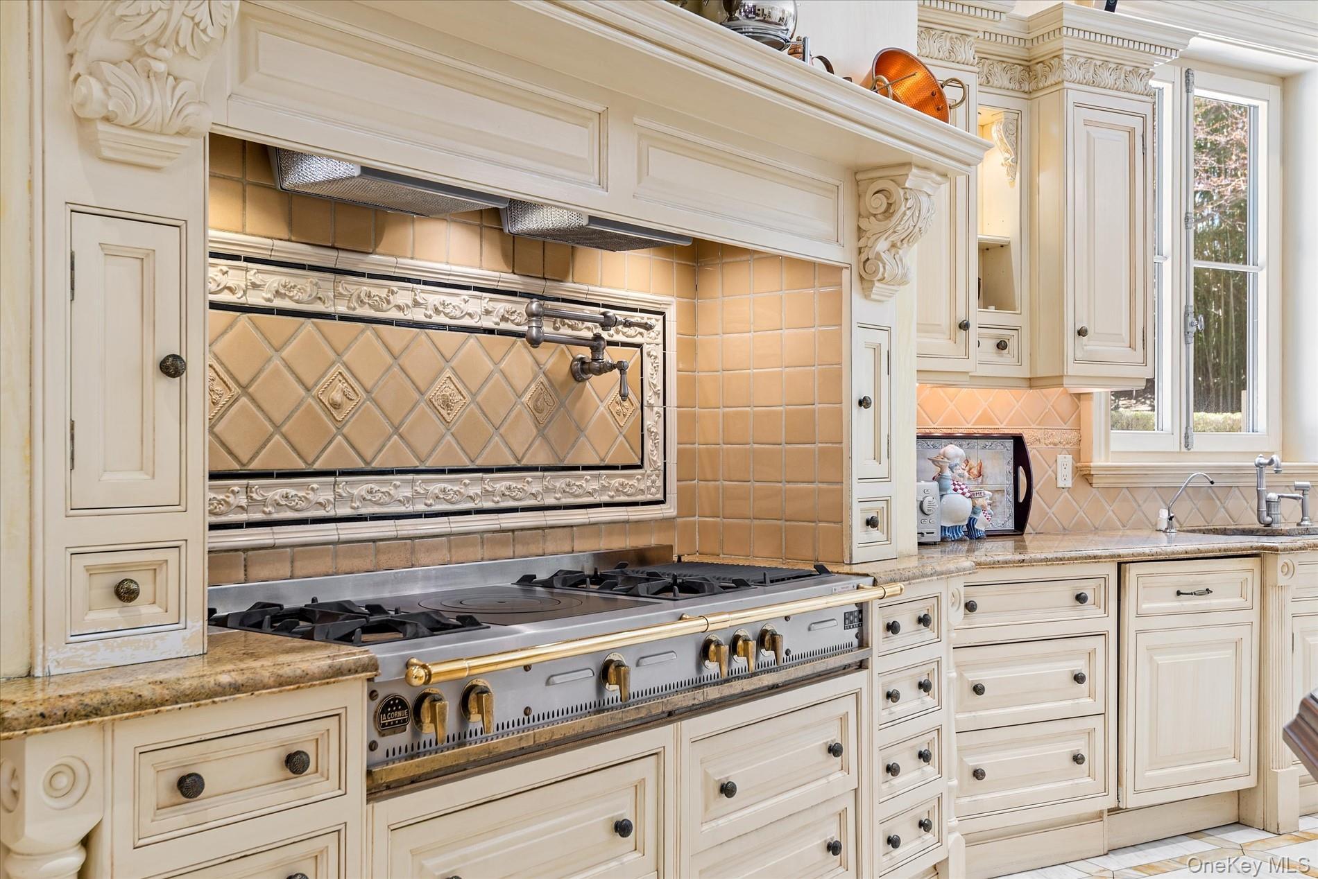 Single Family Kings Point Nassau County, NY 11024, MLS-931438-13