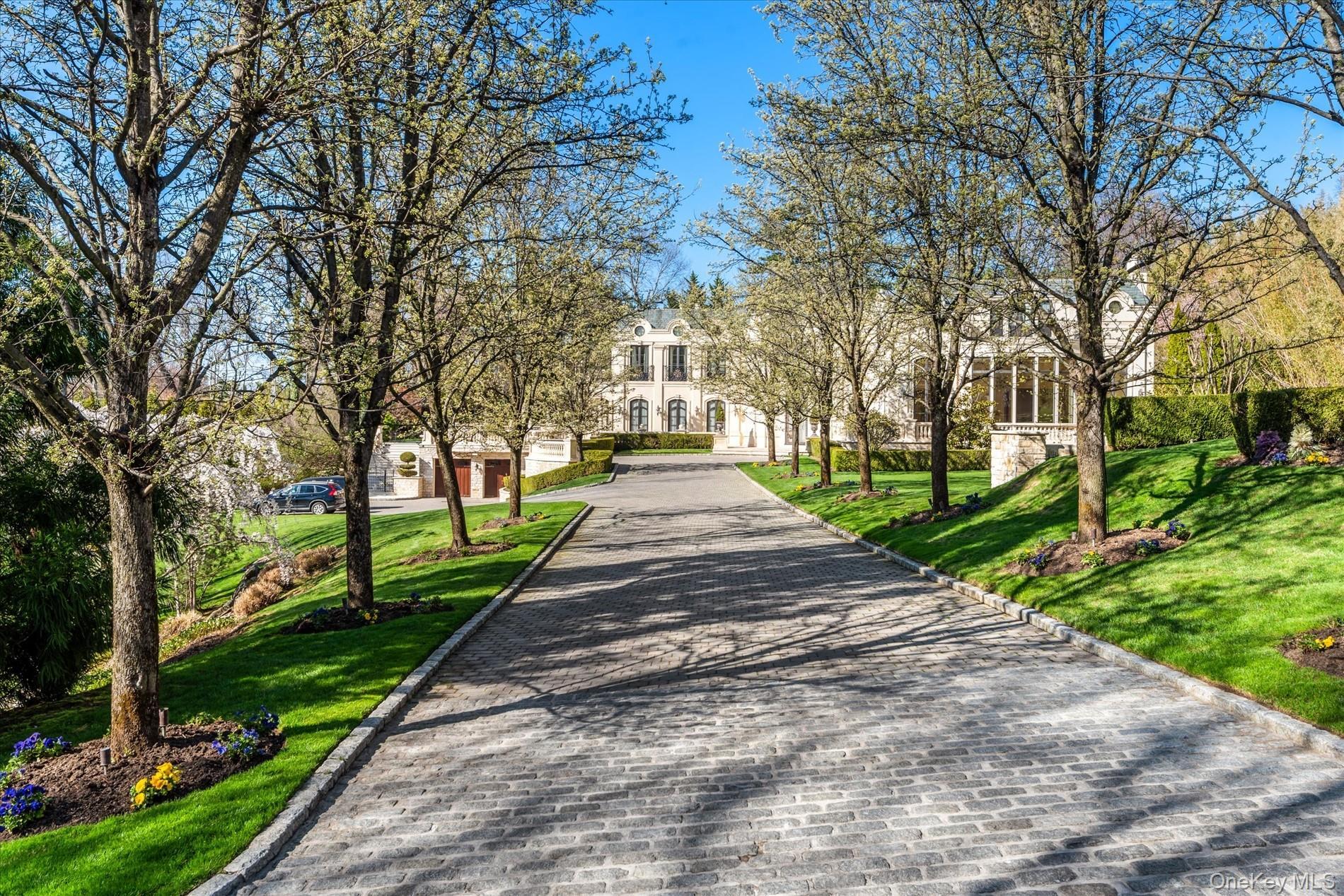 Single Family Kings Point Nassau County, NY 11024, MLS-931438-2