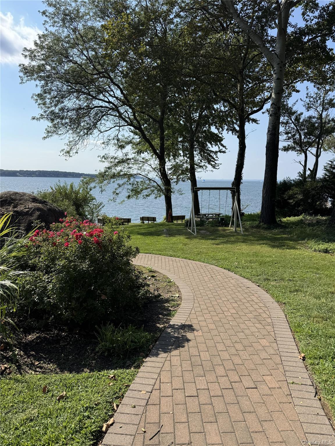 Single Family Carlisle Suffolk County, NY 11768, MLS-931439-12