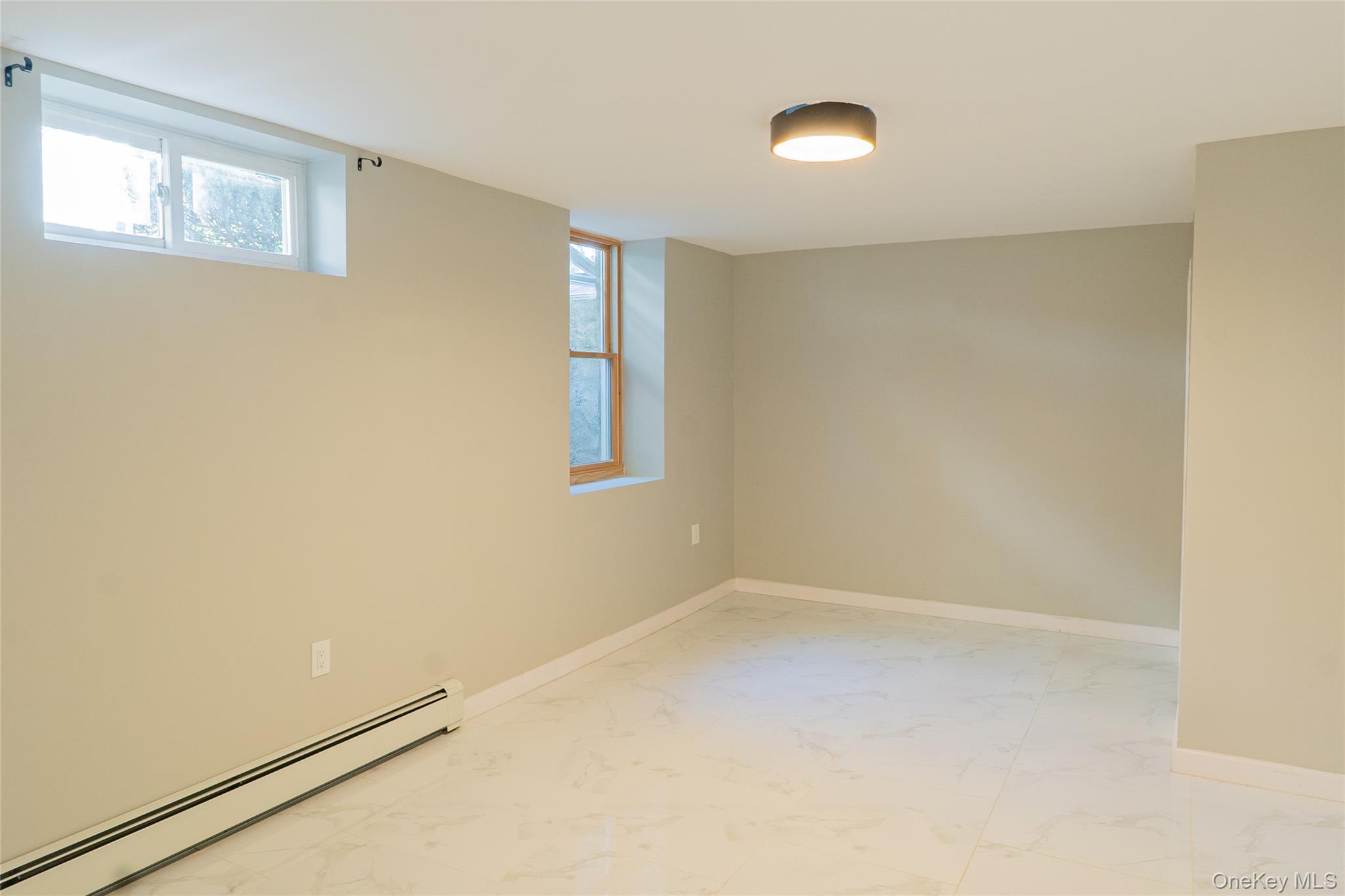 Single Family Oldfield  Suffolk County, NY 11701, MLS-931442-18