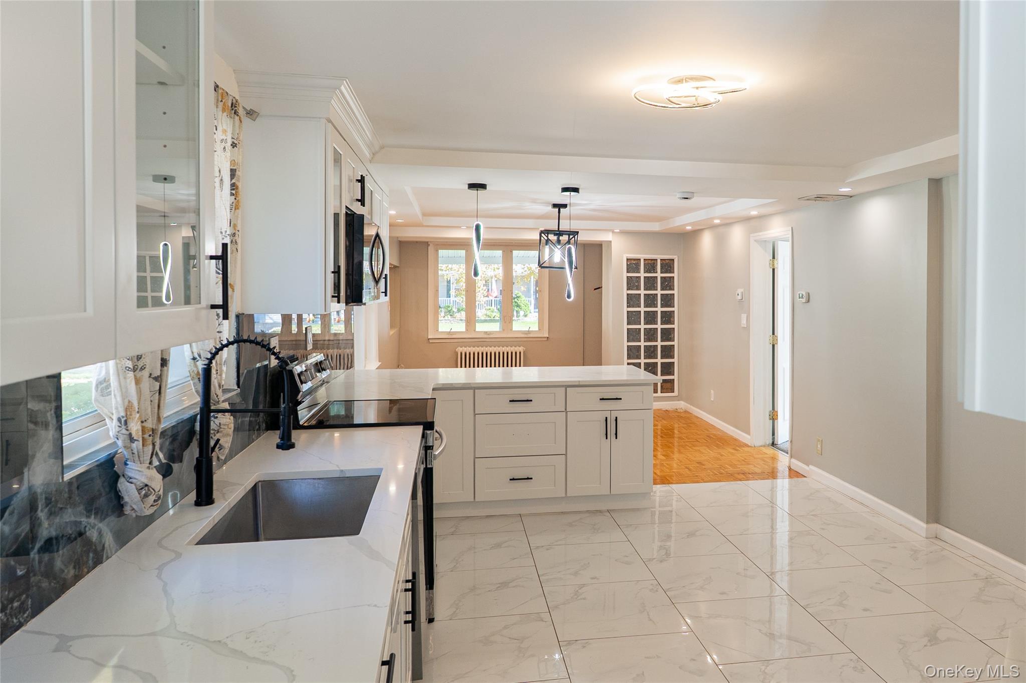 Single Family Oldfield  Suffolk County, NY 11701, MLS-931442-4