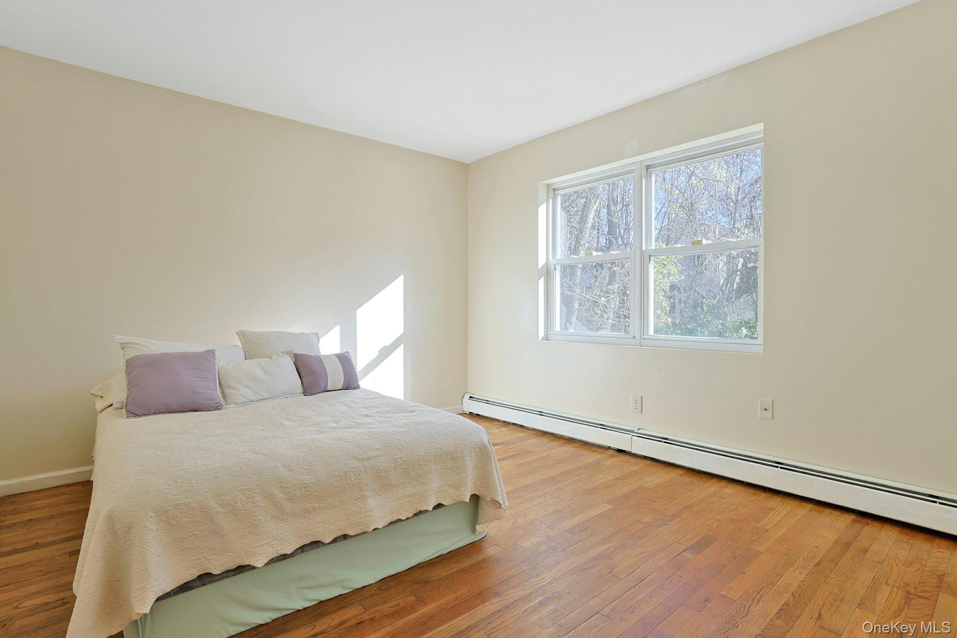 Single Family Holland Westchester County, NY 10603, MLS-931447-15