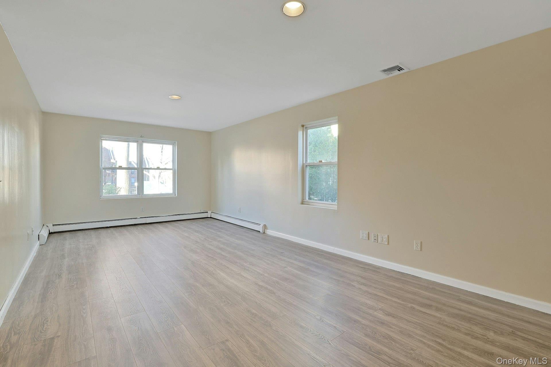 Single Family Holland Westchester County, NY 10603, MLS-931447-20