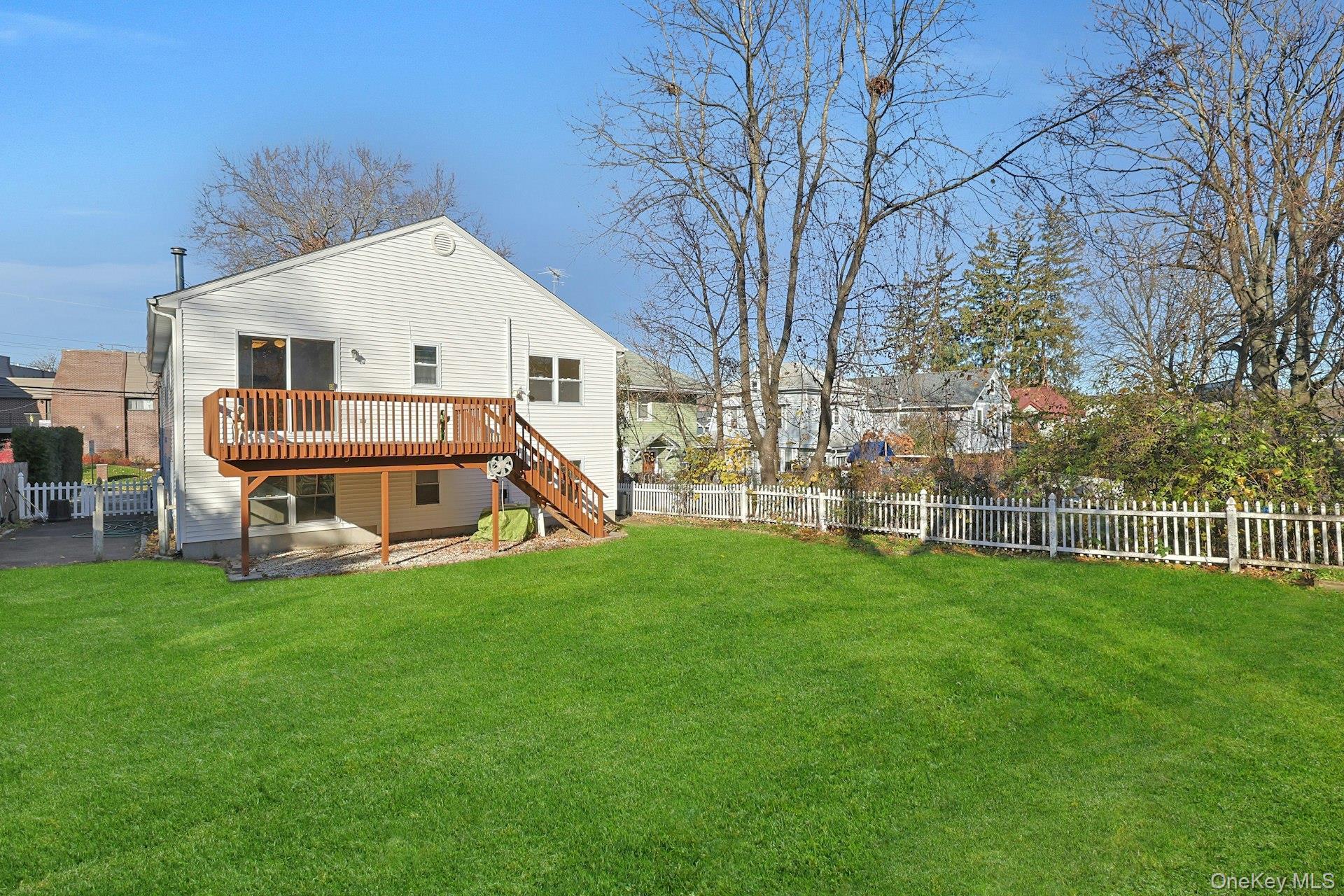 Single Family Holland Westchester County, NY 10603, MLS-931447-28