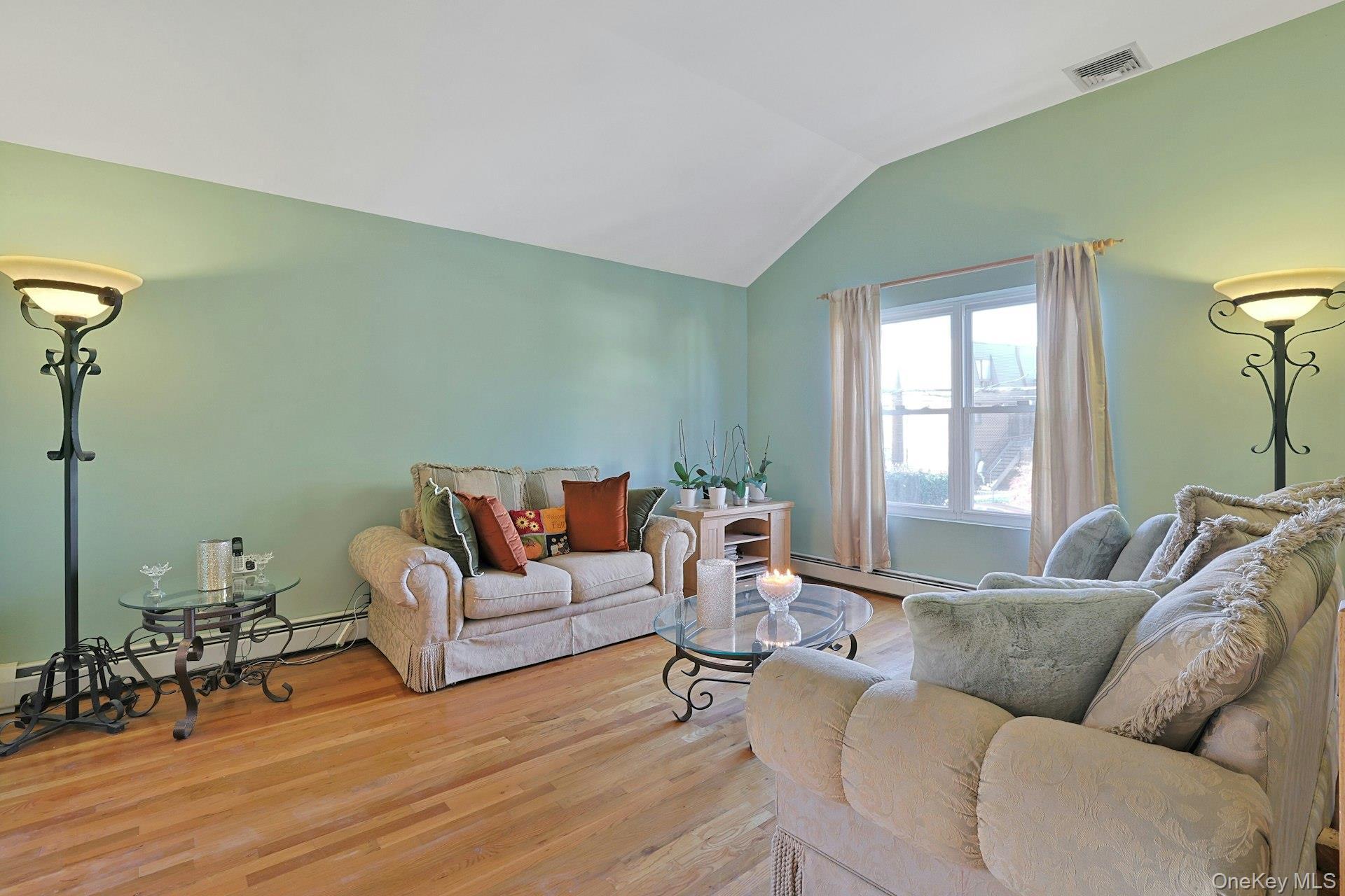 Single Family Holland Westchester County, NY 10603, MLS-931447-4