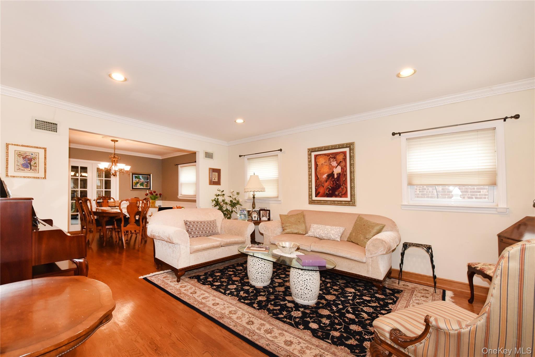 Single Family 212th Queens, NY 11364, MLS-931452-6