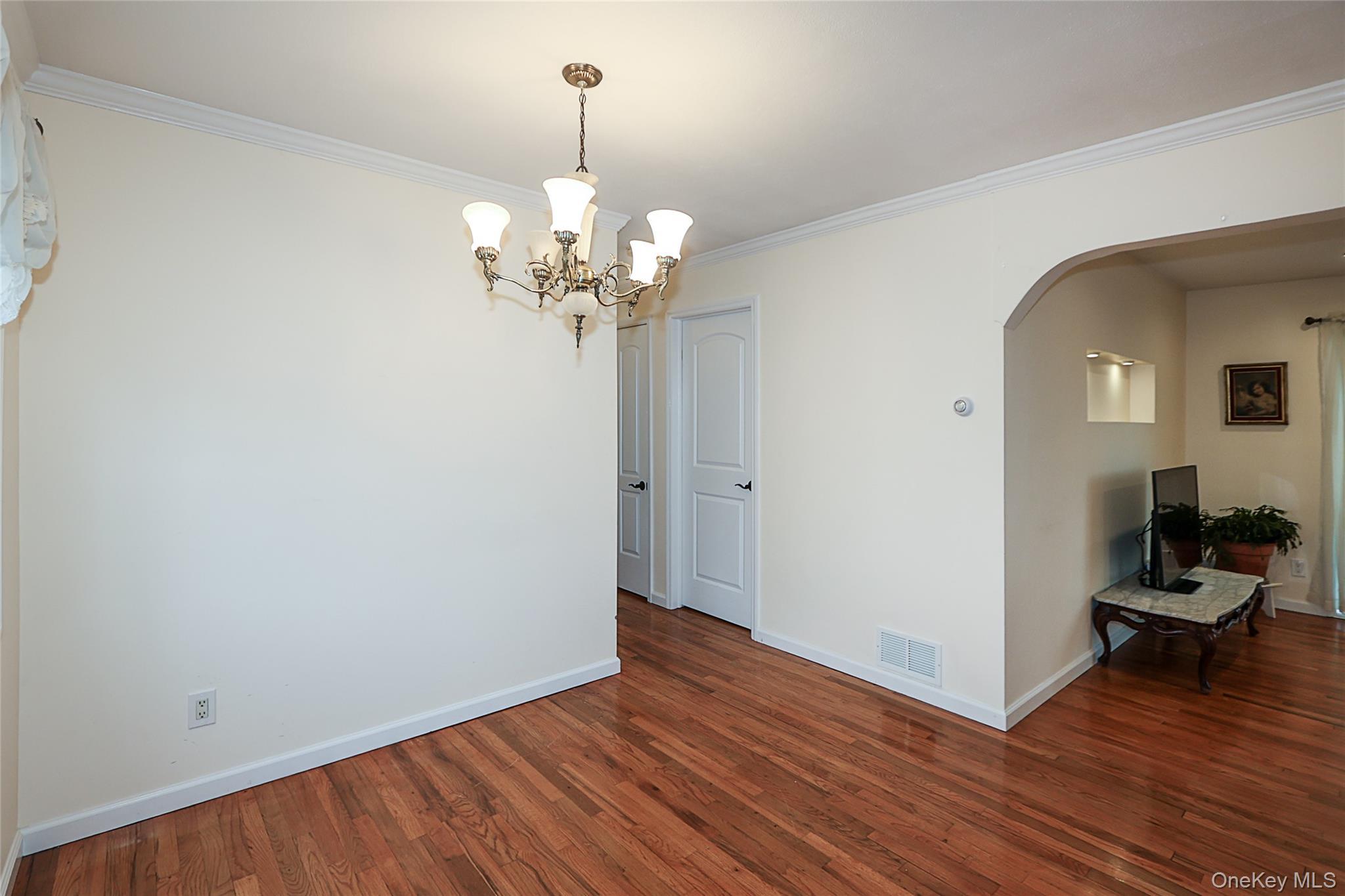 Single Family Gerhard  Nassau County, NY 11803, MLS-931459-10