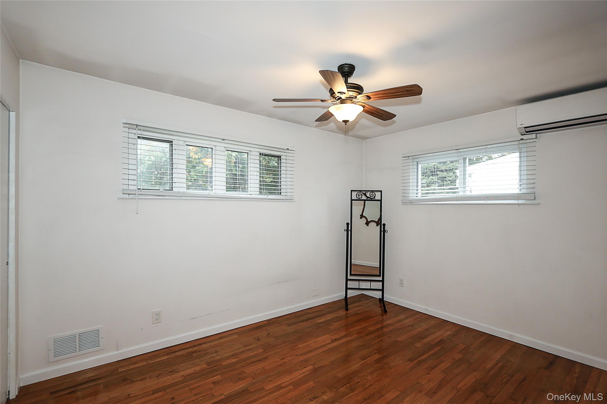 Single Family Gerhard  Nassau County, NY 11803, MLS-931459-15