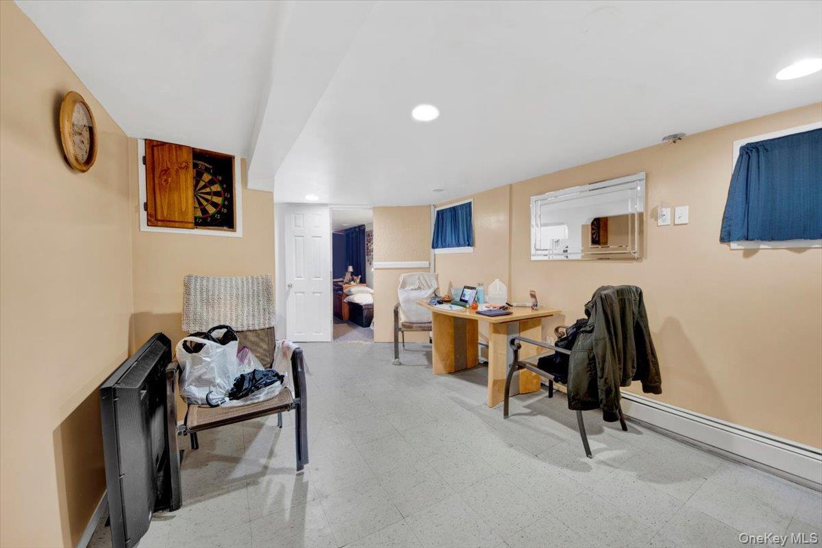 Single Family 195th  Bronx, NY 10461, MLS-931466-28