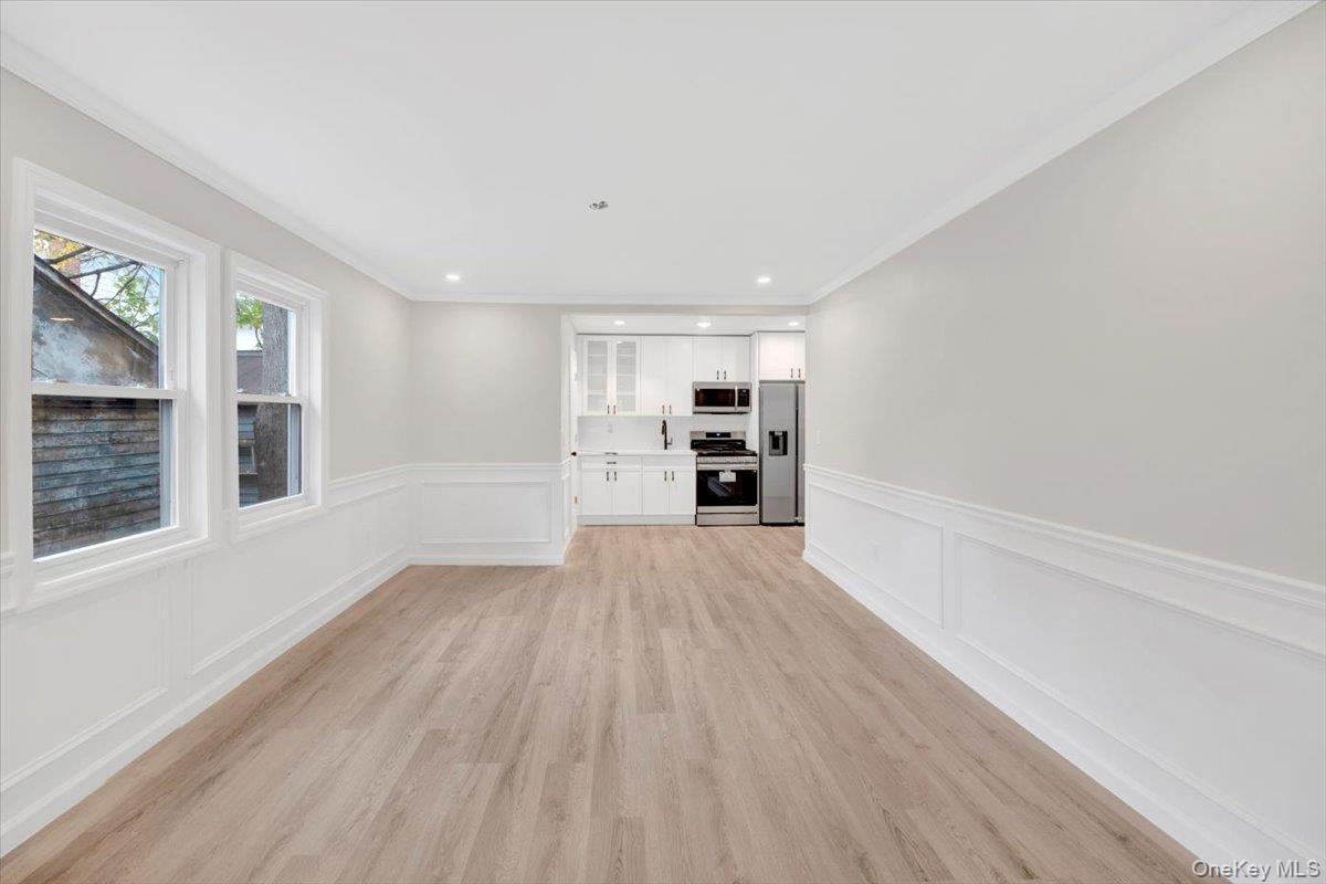 Single Family Edson  Bronx, NY 10466, MLS-931471-5