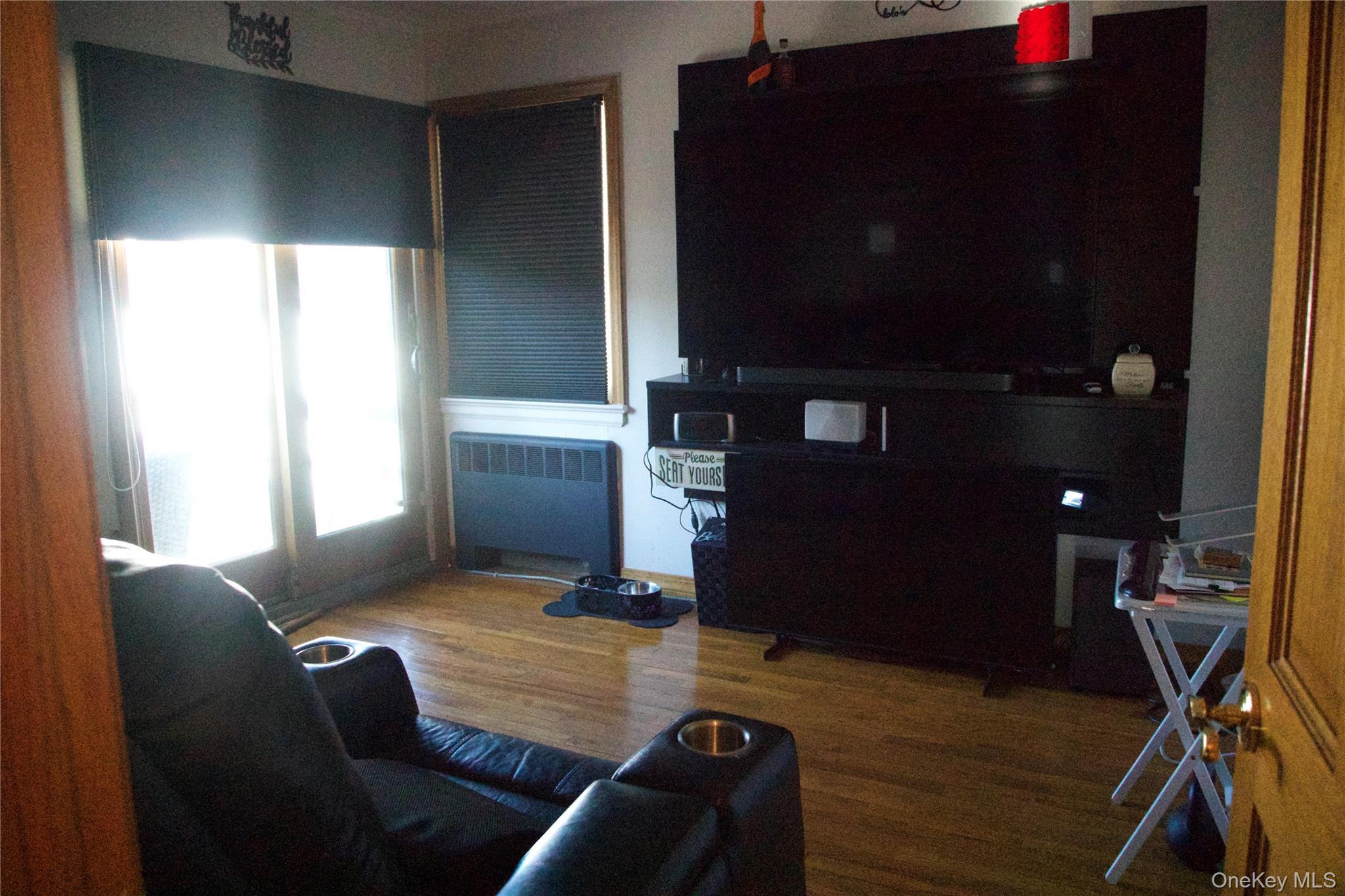 Single Family Renfrew  Nassau County, NY 11003, MLS-931475-27