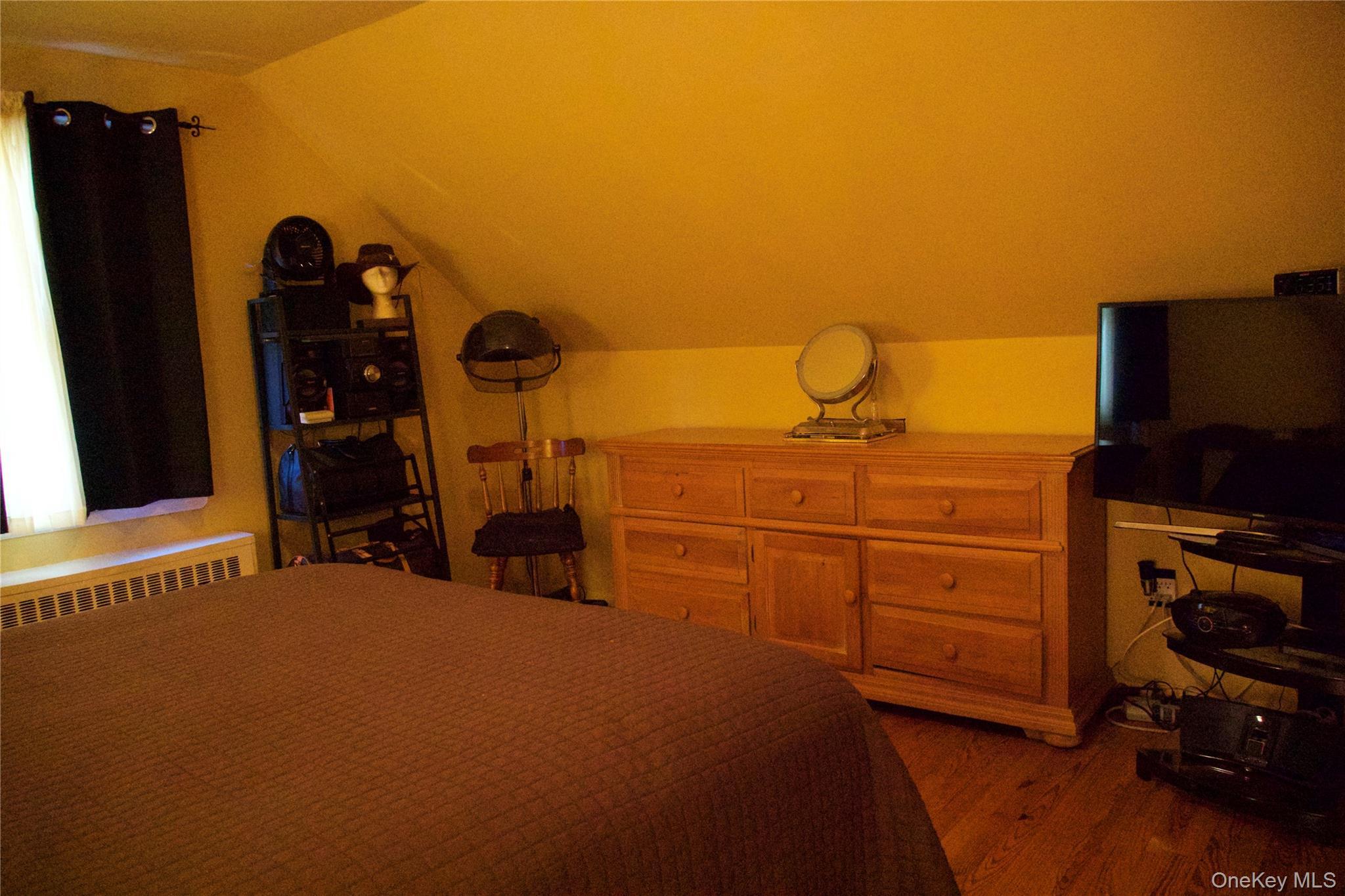 Single Family Renfrew  Nassau County, NY 11003, MLS-931475-40