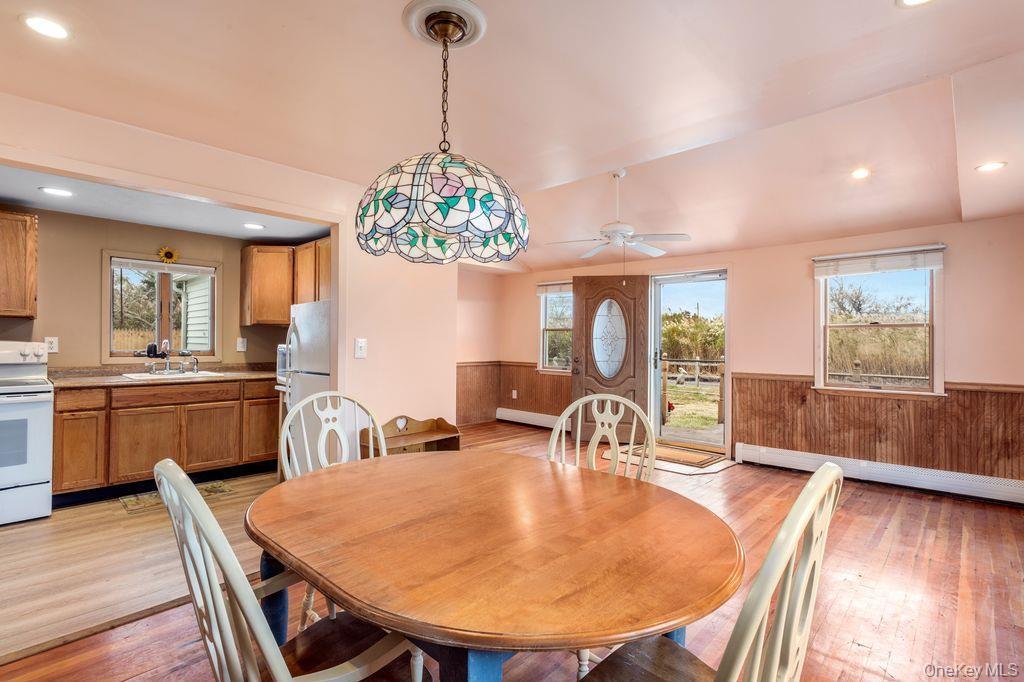 Single Family Bayside Suffolk County, NY 11951, MLS-931486-3