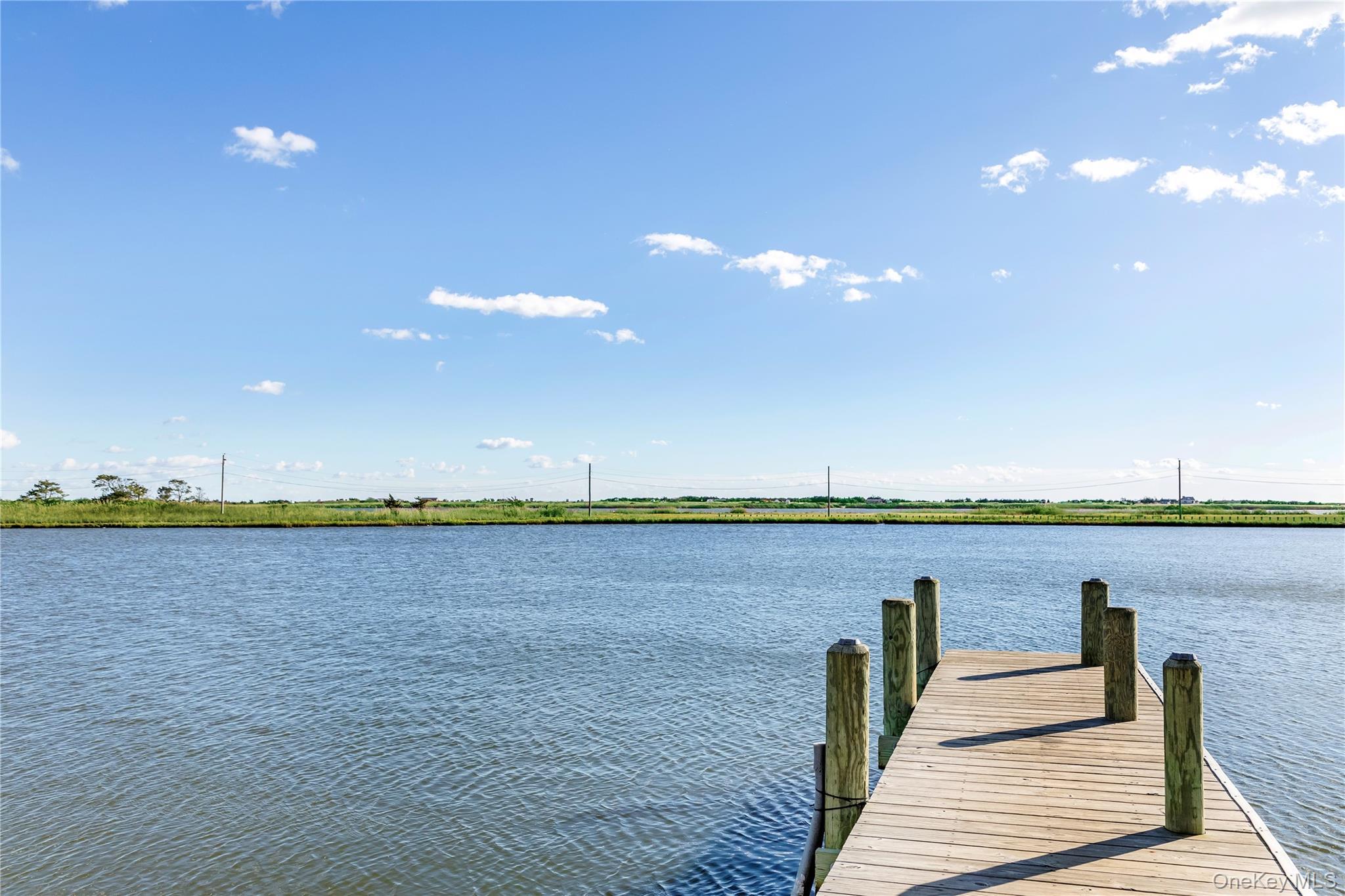 Single Family Bayside  Suffolk County, NY 11951, MLS-931486-8