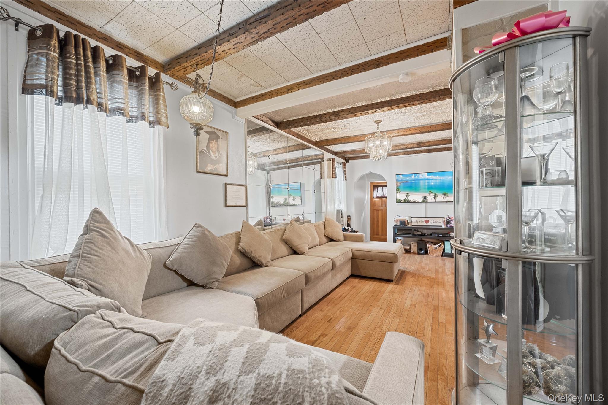 Single Family Needham Bronx, NY 10466, MLS-931488-10