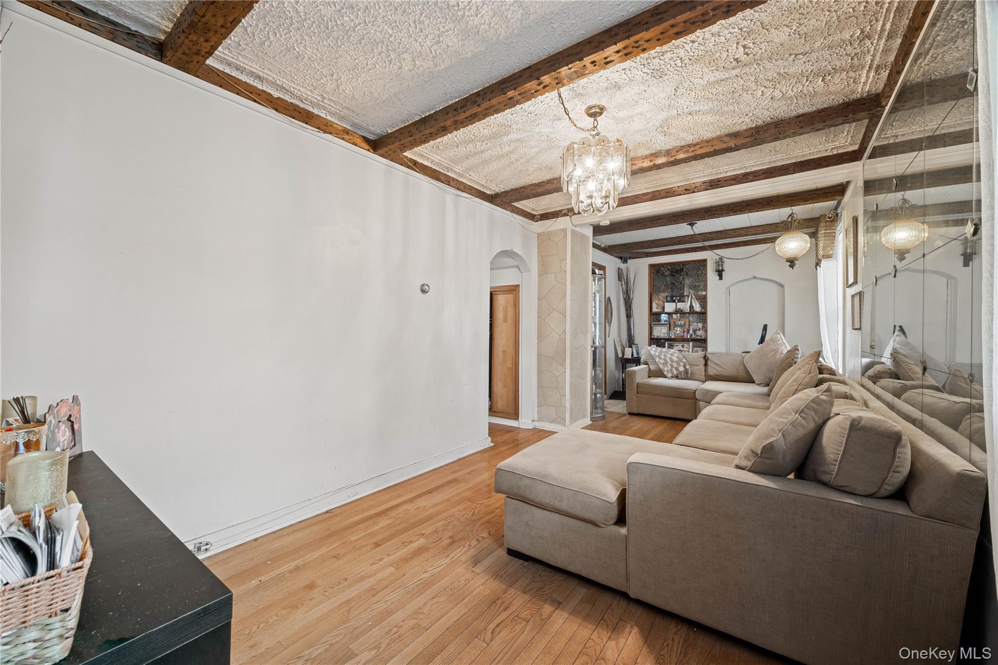 Single Family Needham Bronx, NY 10466, MLS-931488-12