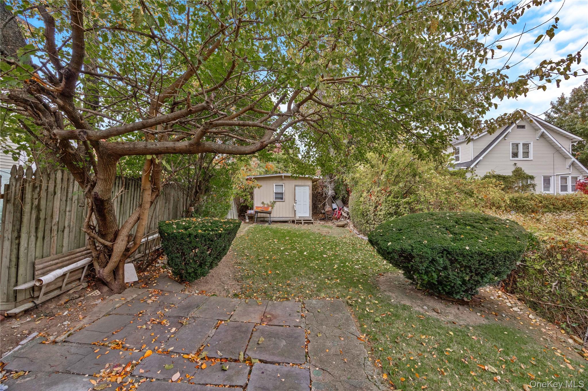 Single Family Needham Bronx, NY 10466, MLS-931488-26