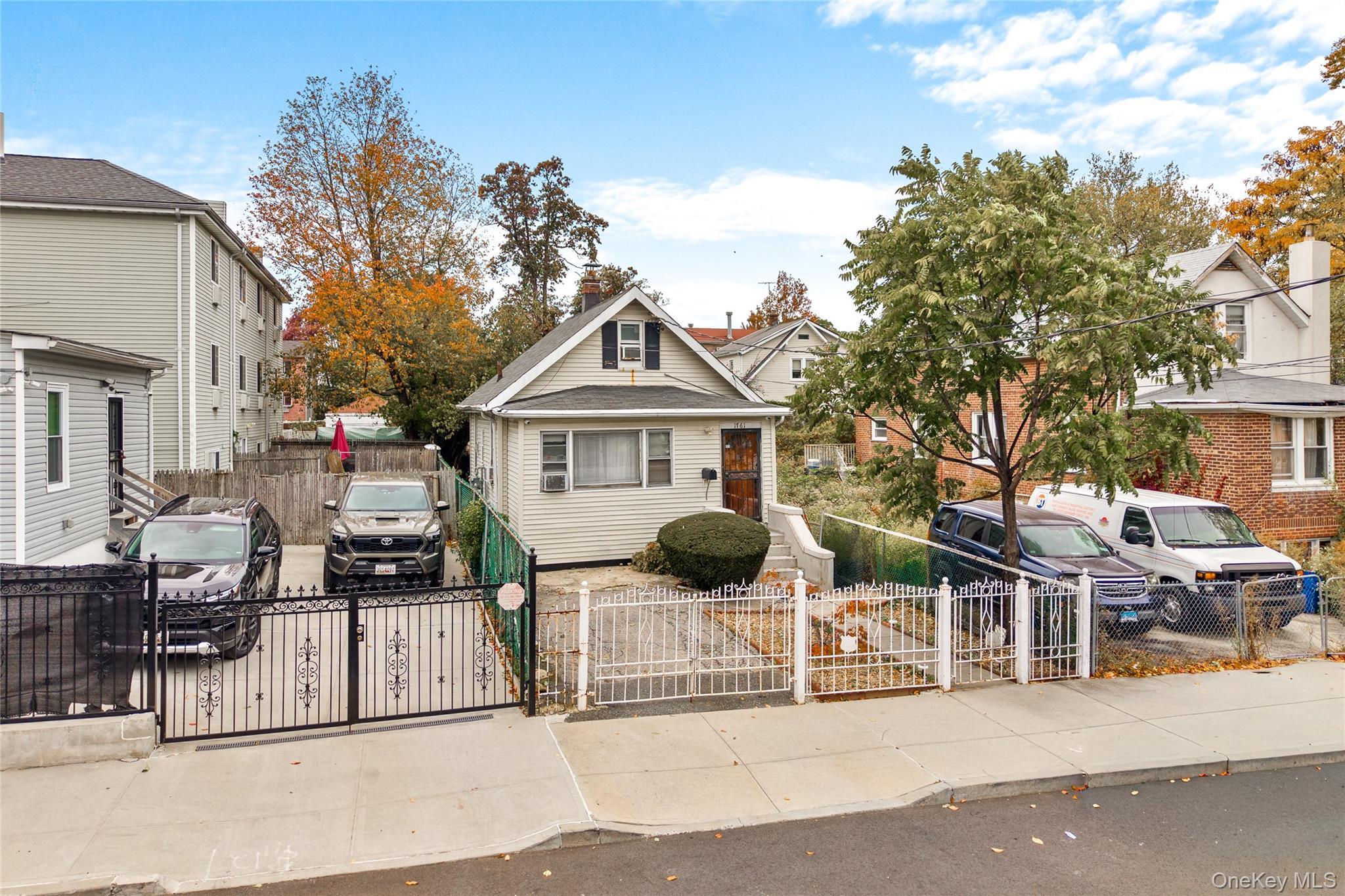 Single Family Needham Bronx, NY 10466, MLS-931488-7