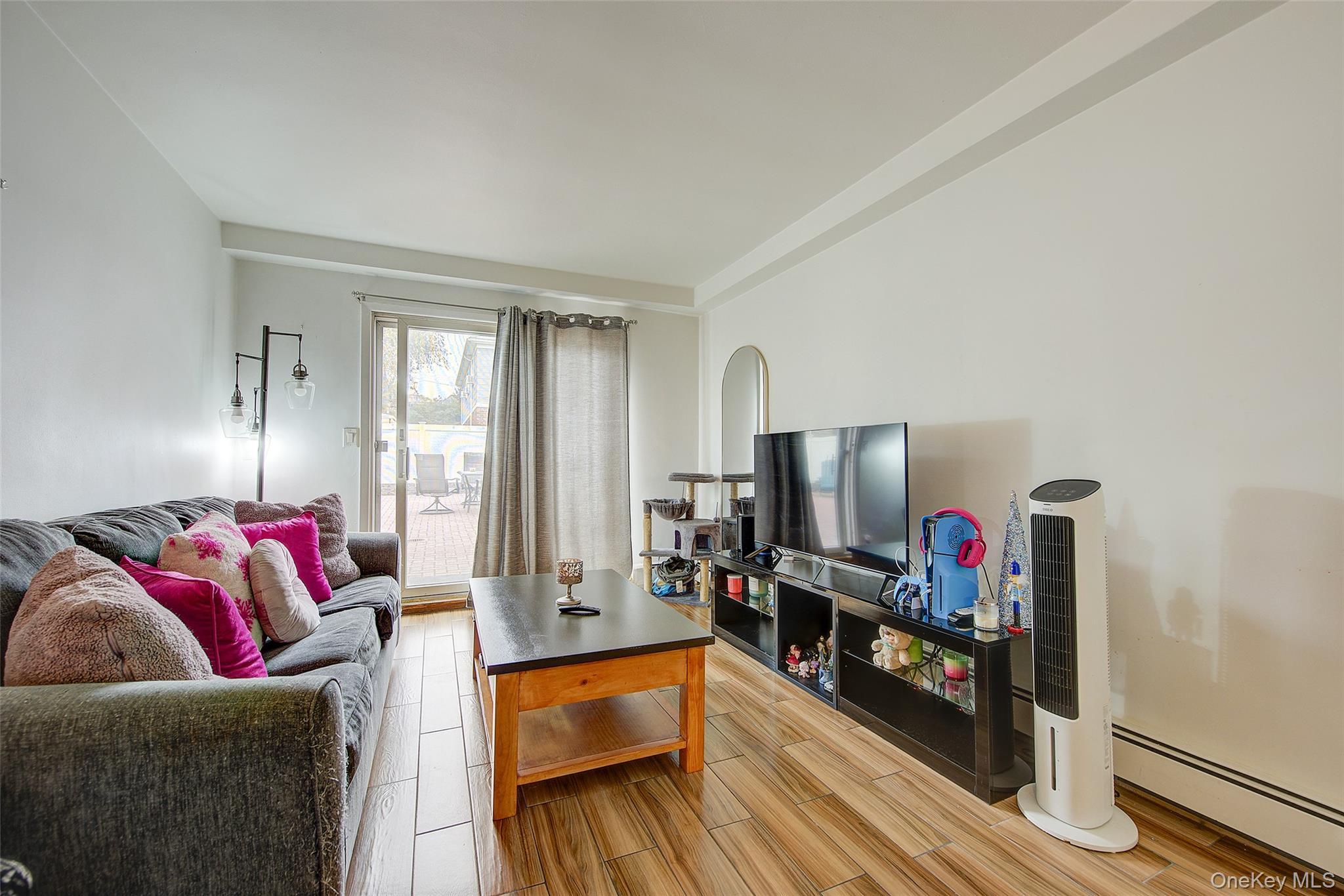 Single Family 216th Queens, NY 11361, MLS-931502-25