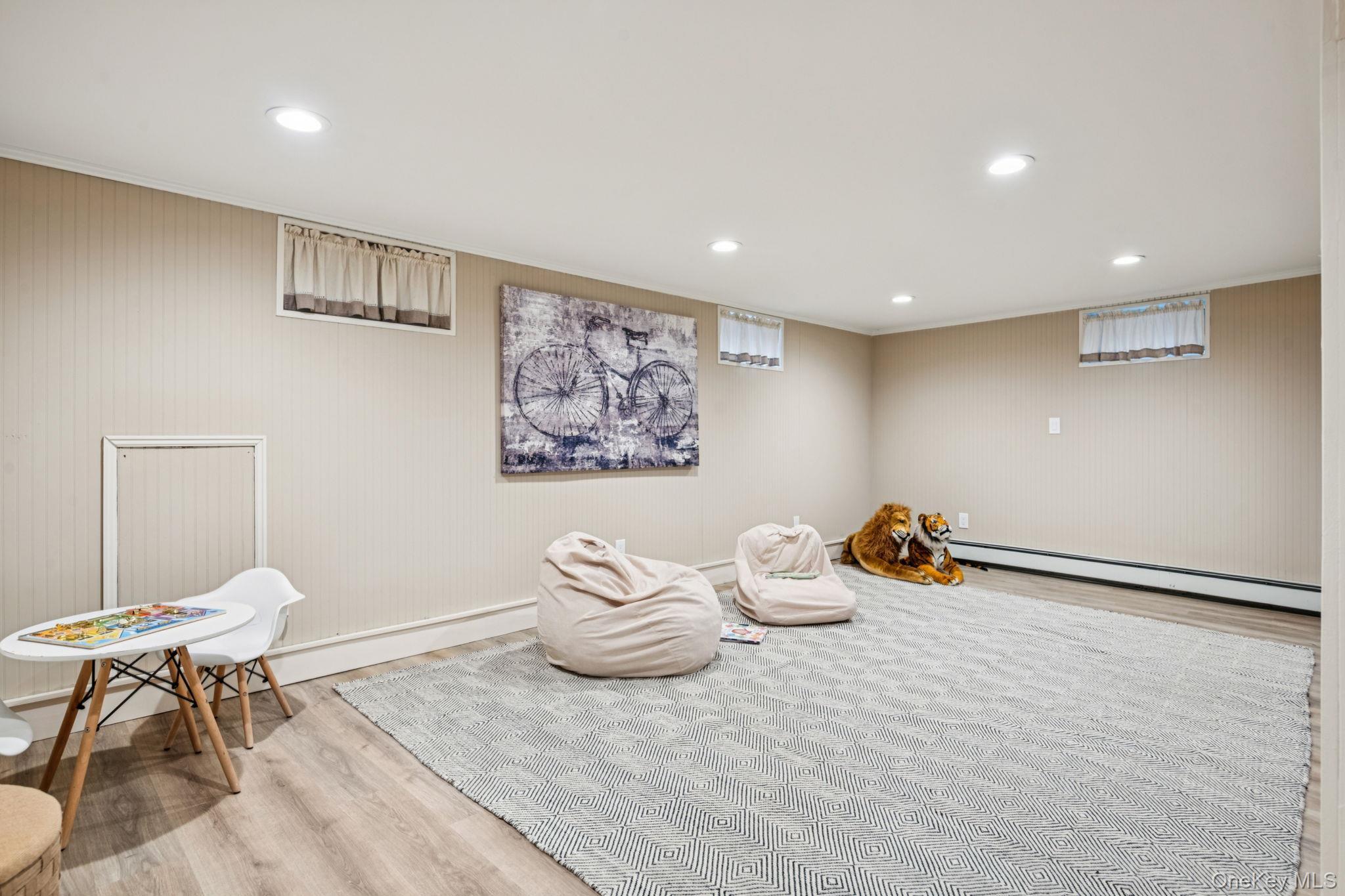 Single Family Storyland  Suffolk County, NY 11733, MLS-931509-24