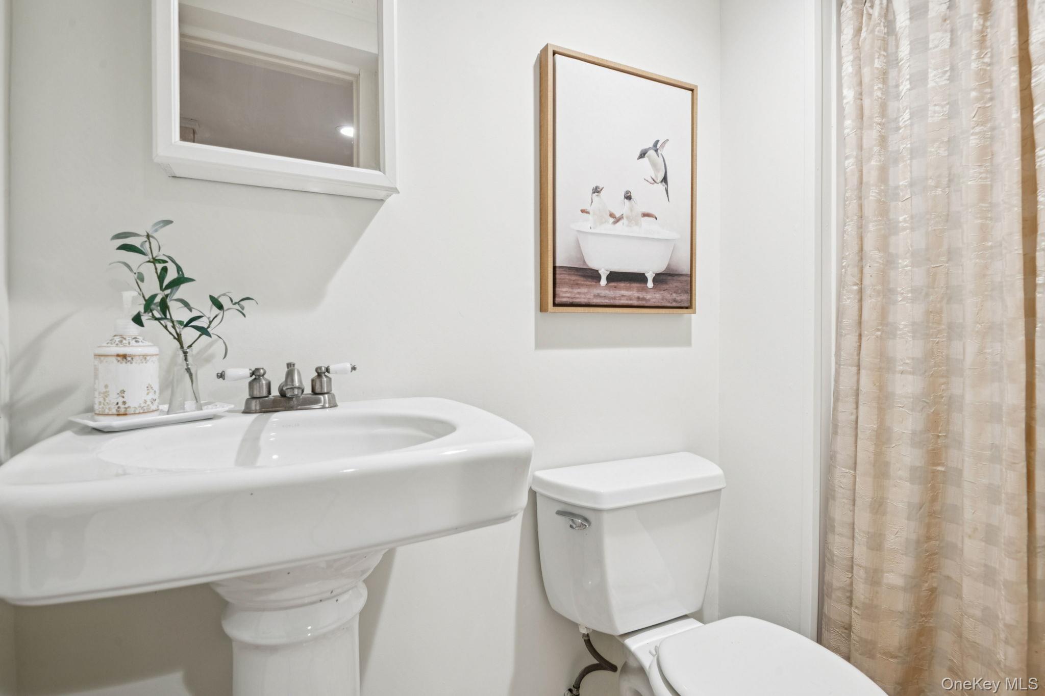 Single Family Storyland  Suffolk County, NY 11733, MLS-931509-27