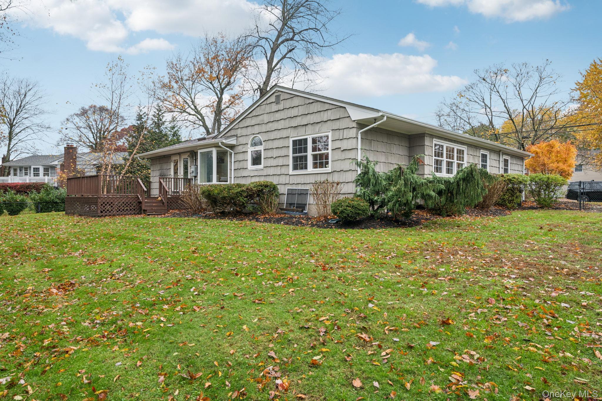 Single Family Storyland  Suffolk County, NY 11733, MLS-931509-33