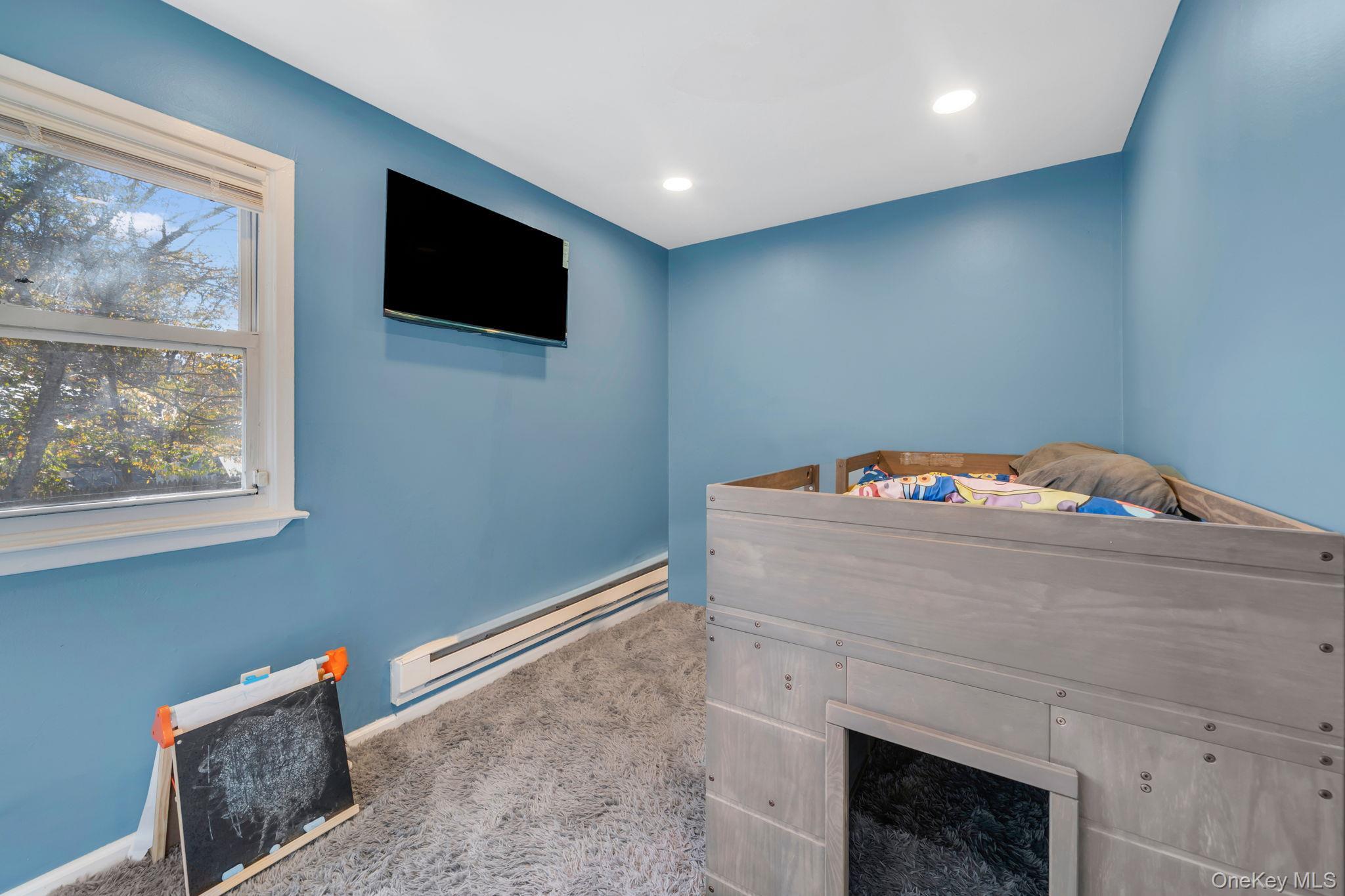 Single Family Maple Suffolk County, NY 11763, MLS-931510-14