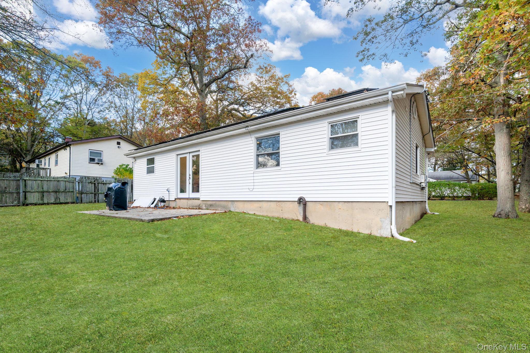 Single Family Maple  Suffolk County, NY 11763, MLS-931510-21