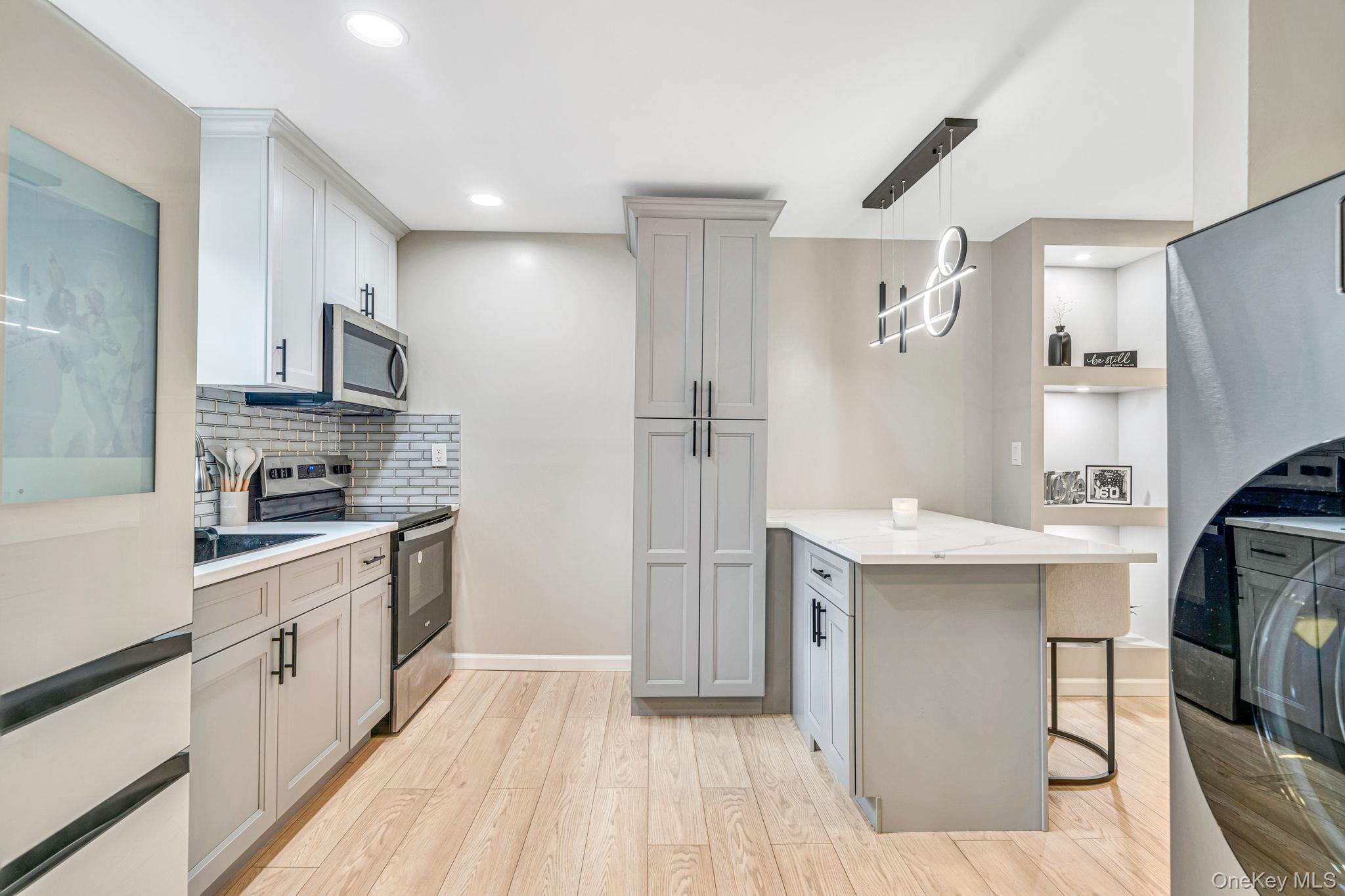 Single Family Maple Suffolk County, NY 11763, MLS-931510-7