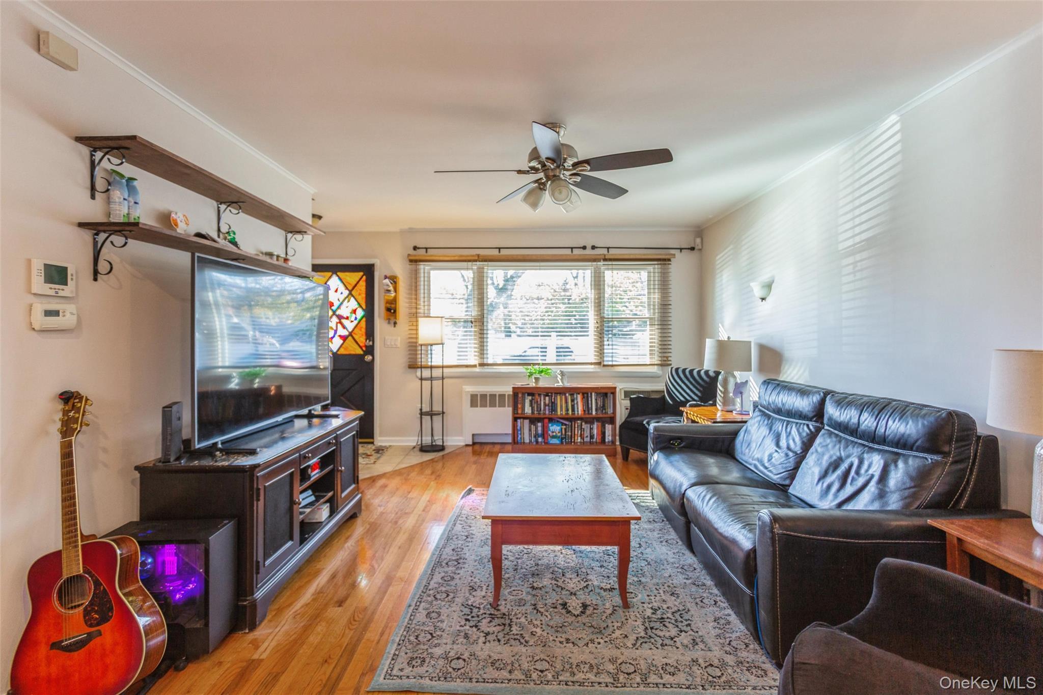 Single Family Merrick Nassau County, NY 11566, MLS-931514-8