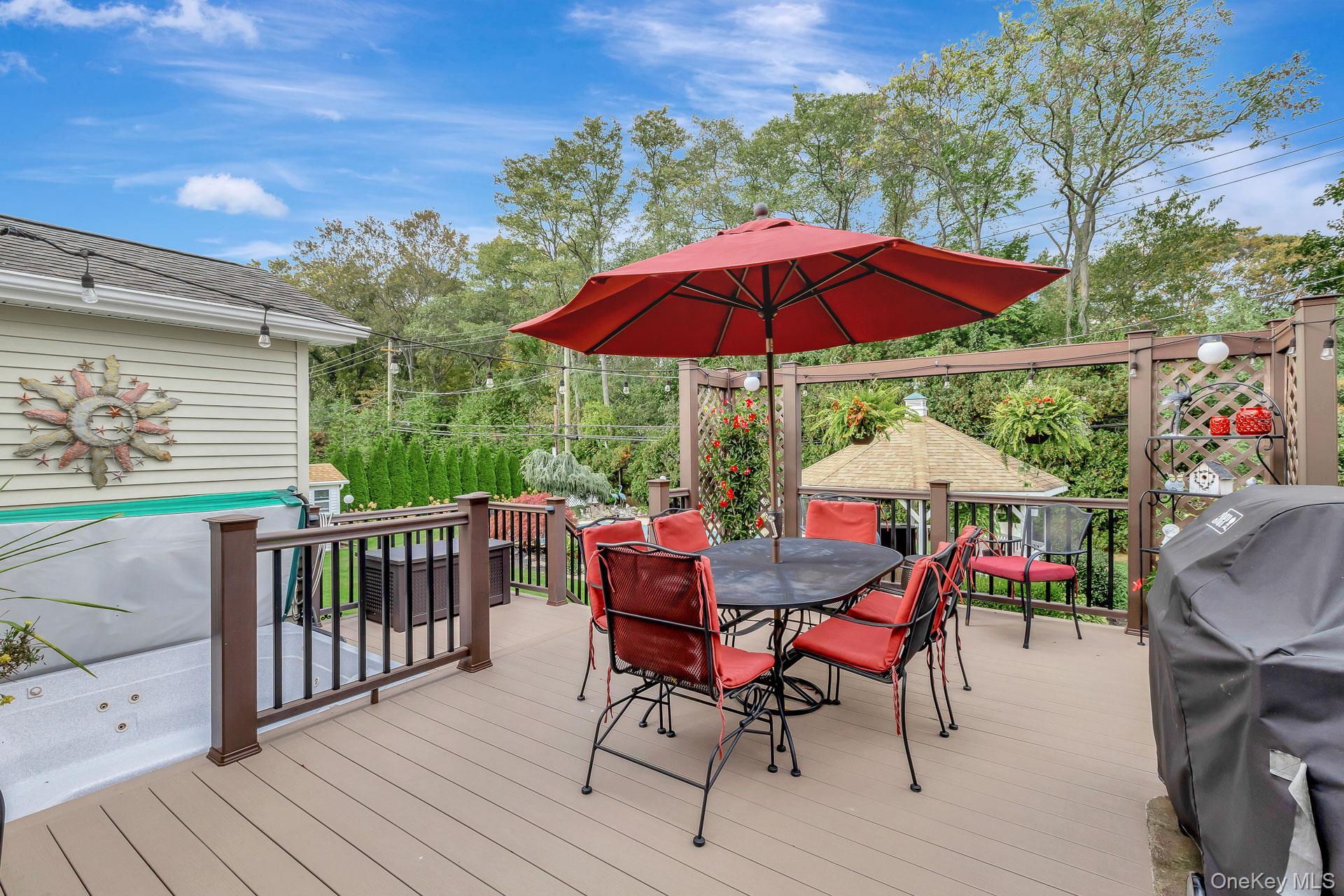 Single Family Lauren  Suffolk County, NY 11746, MLS-931536-34