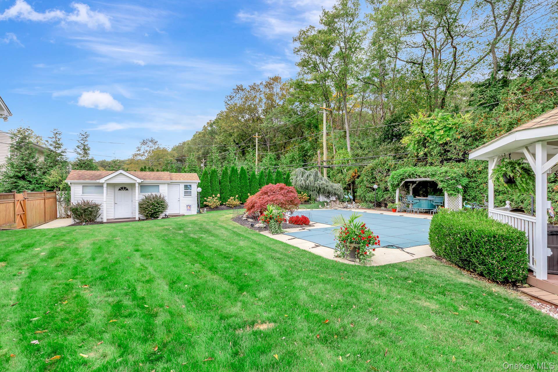 Single Family Lauren  Suffolk County, NY 11746, MLS-931536-37