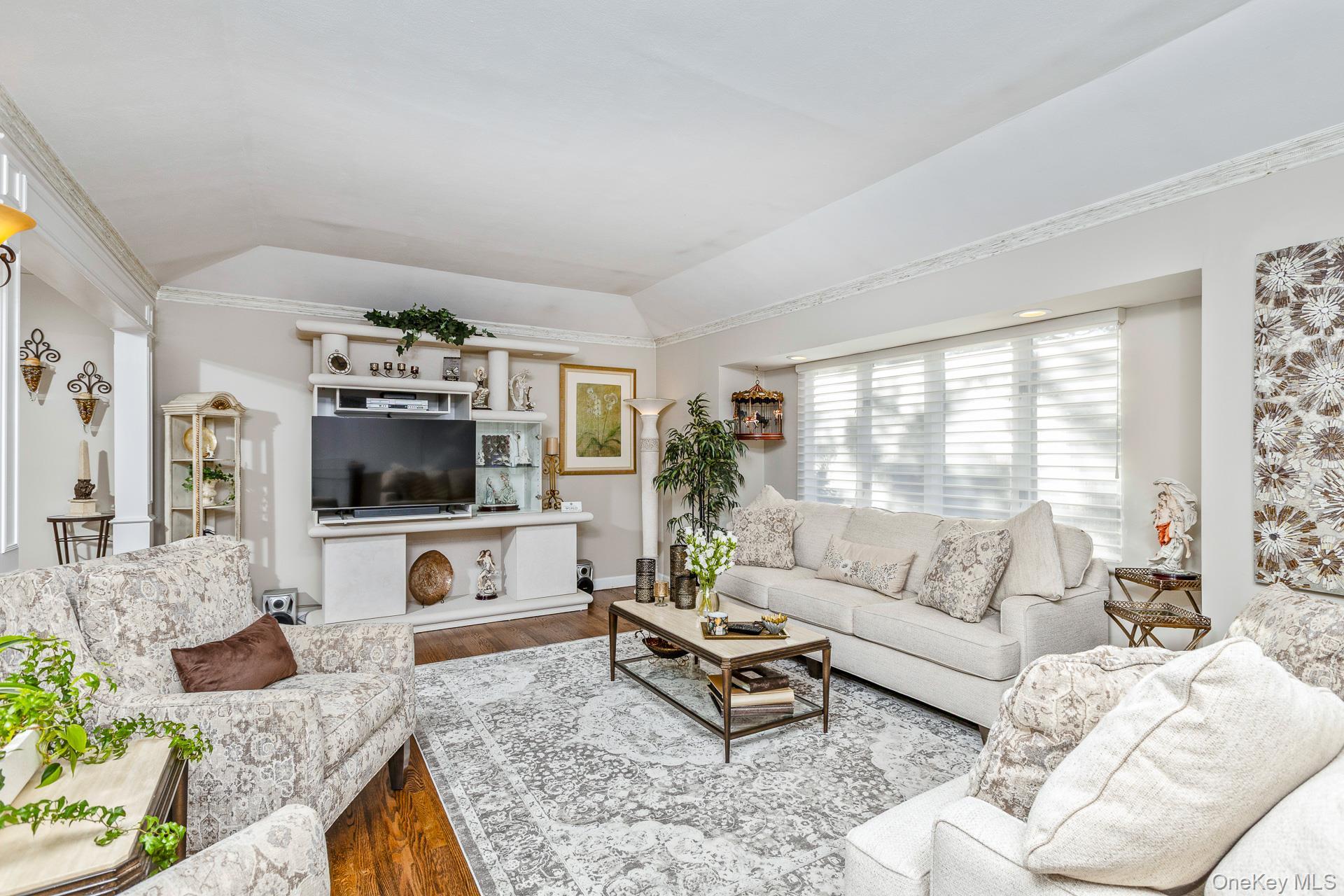 Single Family Lauren  Suffolk County, NY 11746, MLS-931536-6