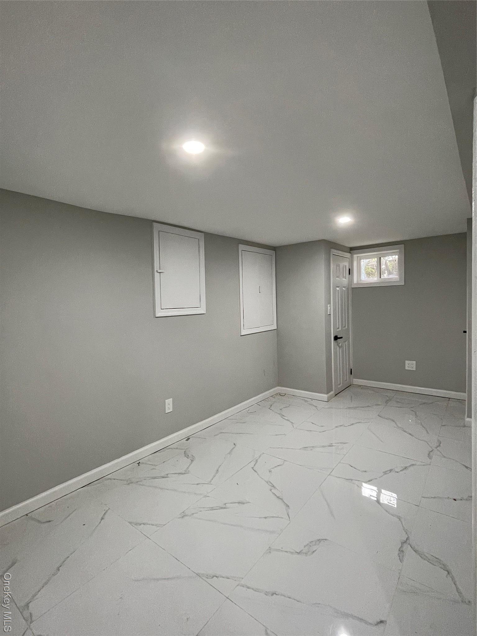 Single Family 114th  Queens, NY 11411, MLS-931540-10