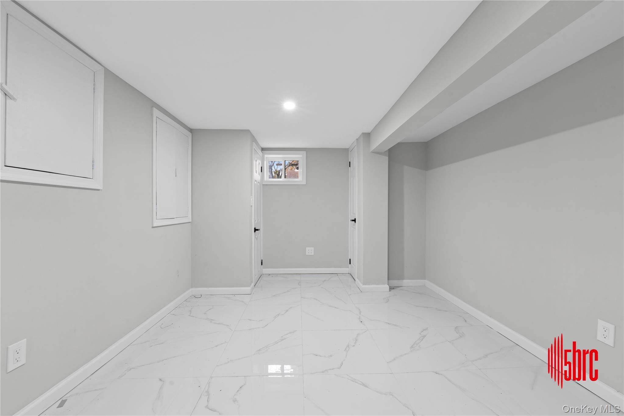 Single Family 114th  Queens, NY 11411, MLS-931540-16