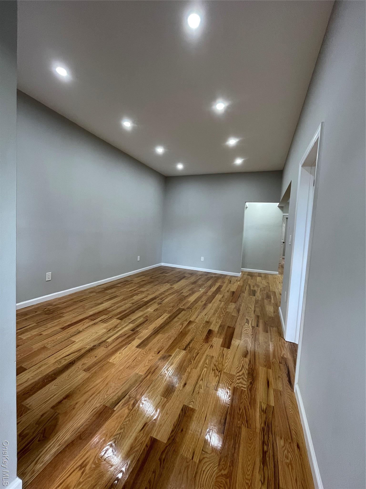 Single Family 114th  Queens, NY 11411, MLS-931540-2