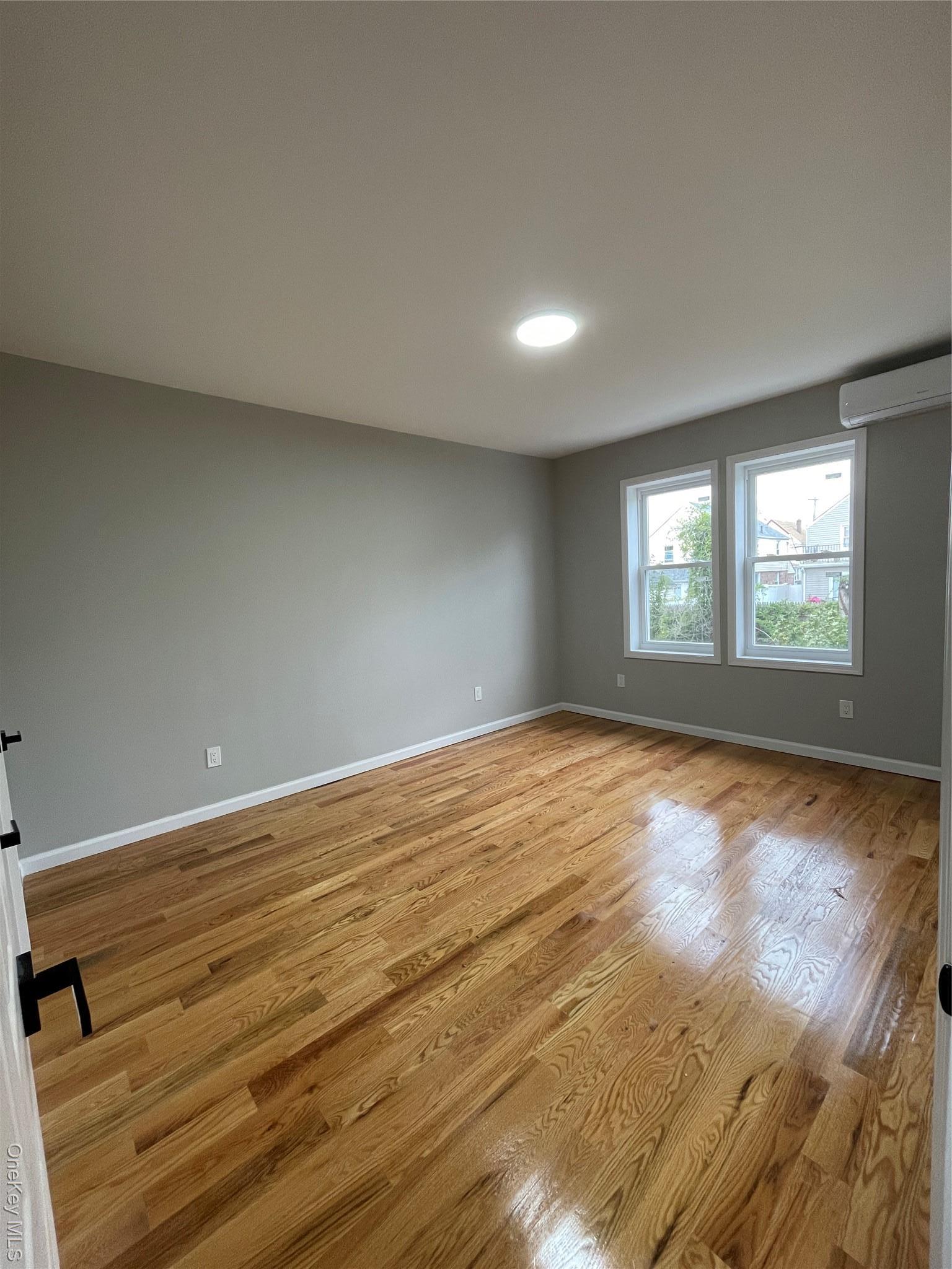 Single Family 114th  Queens, NY 11411, MLS-931540-7