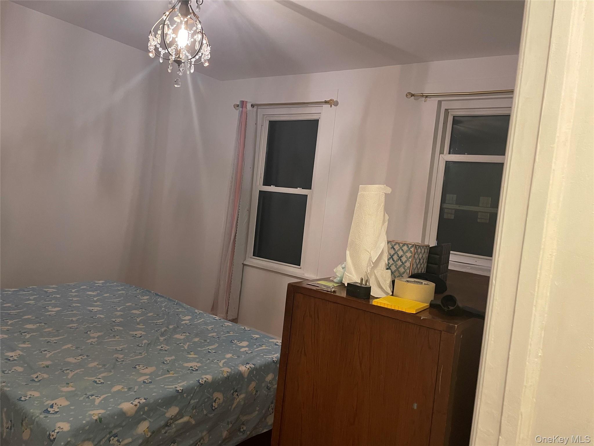 Single Family 76th Queens, NY 11385, MLS-931574-11