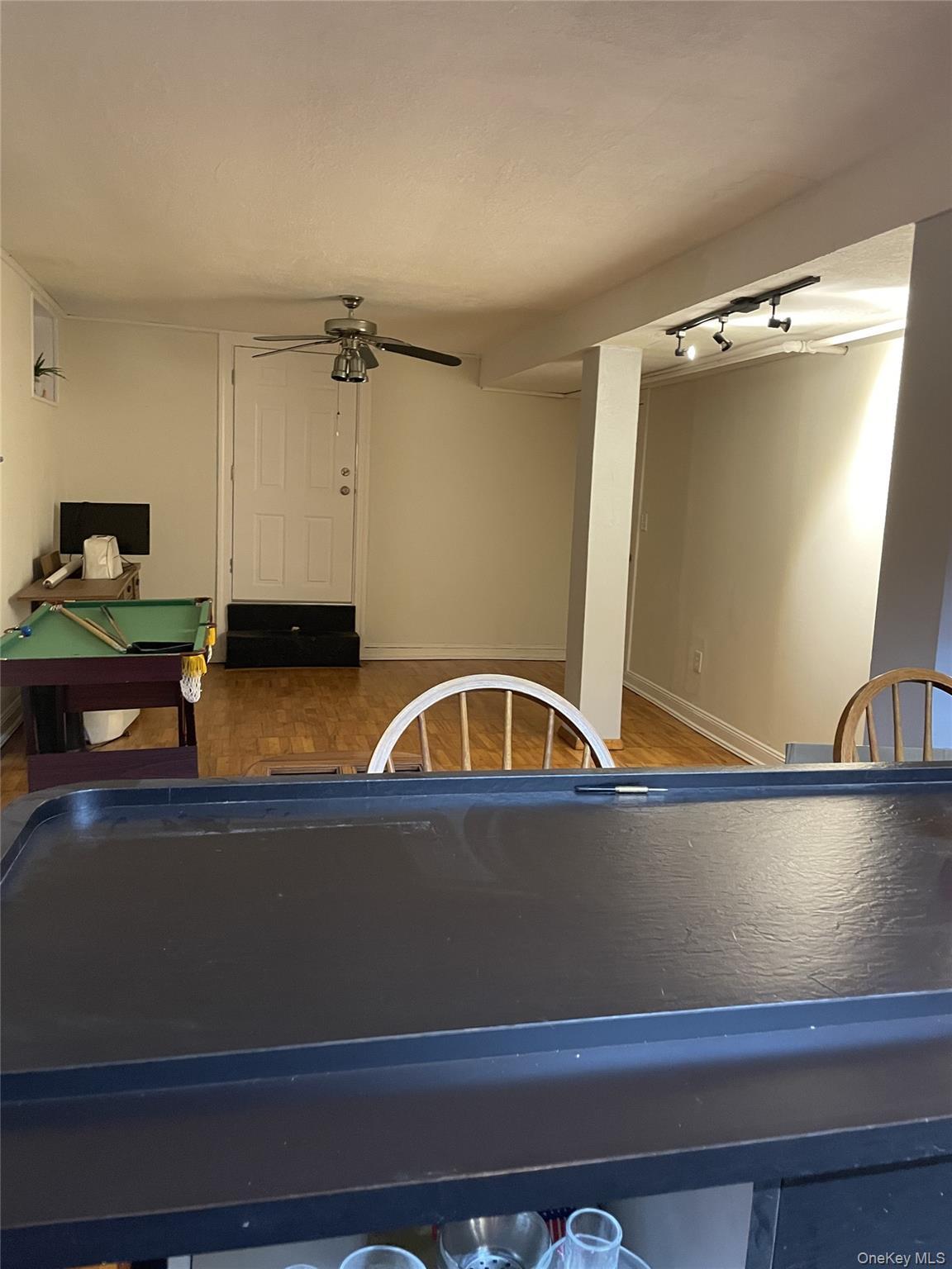 Single Family 76th Queens, NY 11385, MLS-931574-22