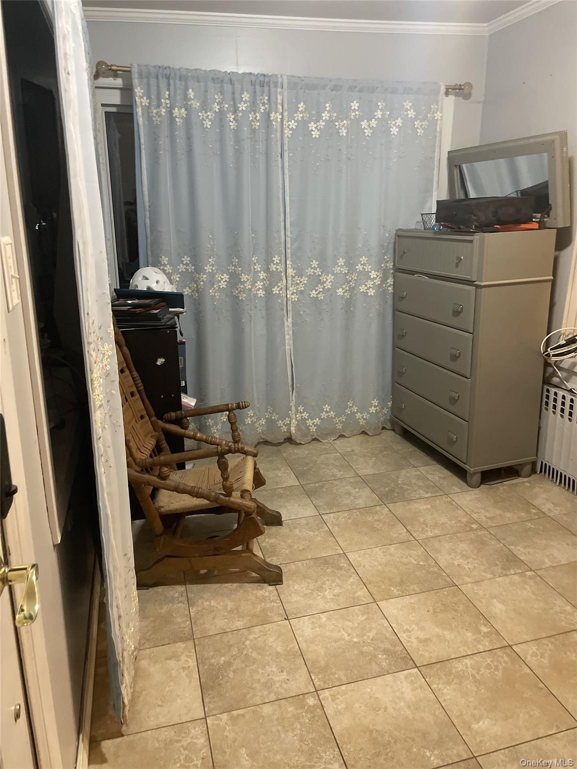 Single Family 76th Queens, NY 11385, MLS-931574-4